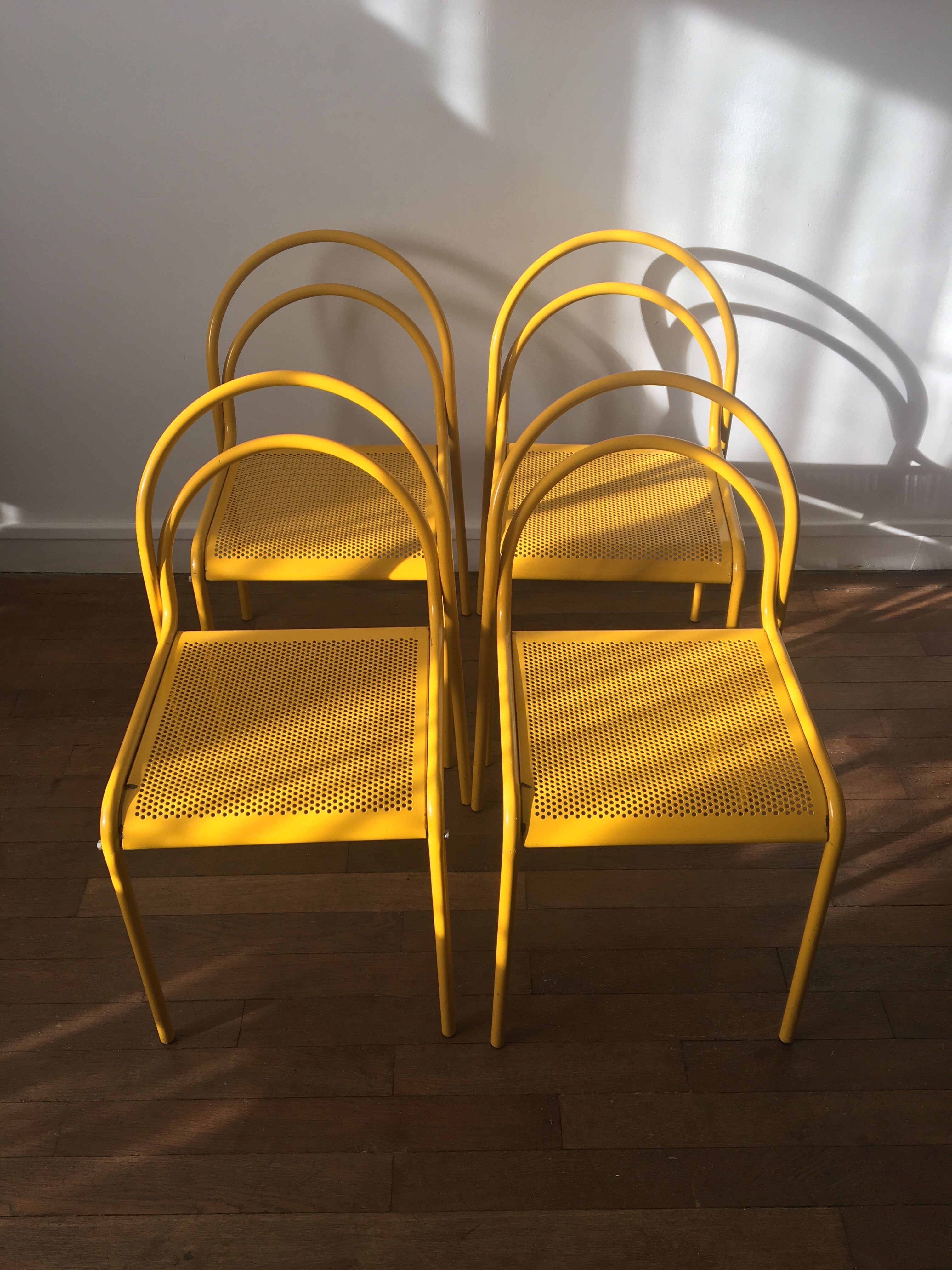 4 vintage metal chairs 1980