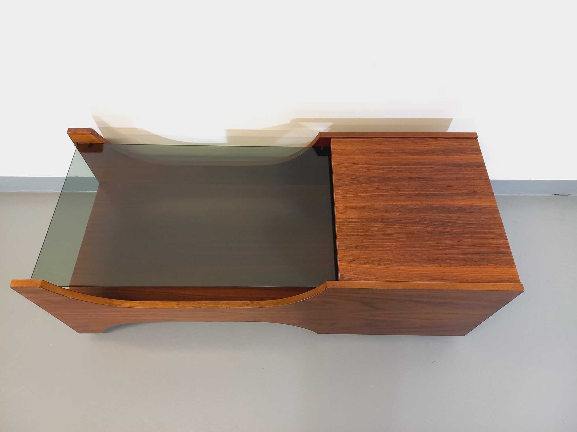 Vintage bar coffee table on rosewood wheels and smoked glass from the 60s
