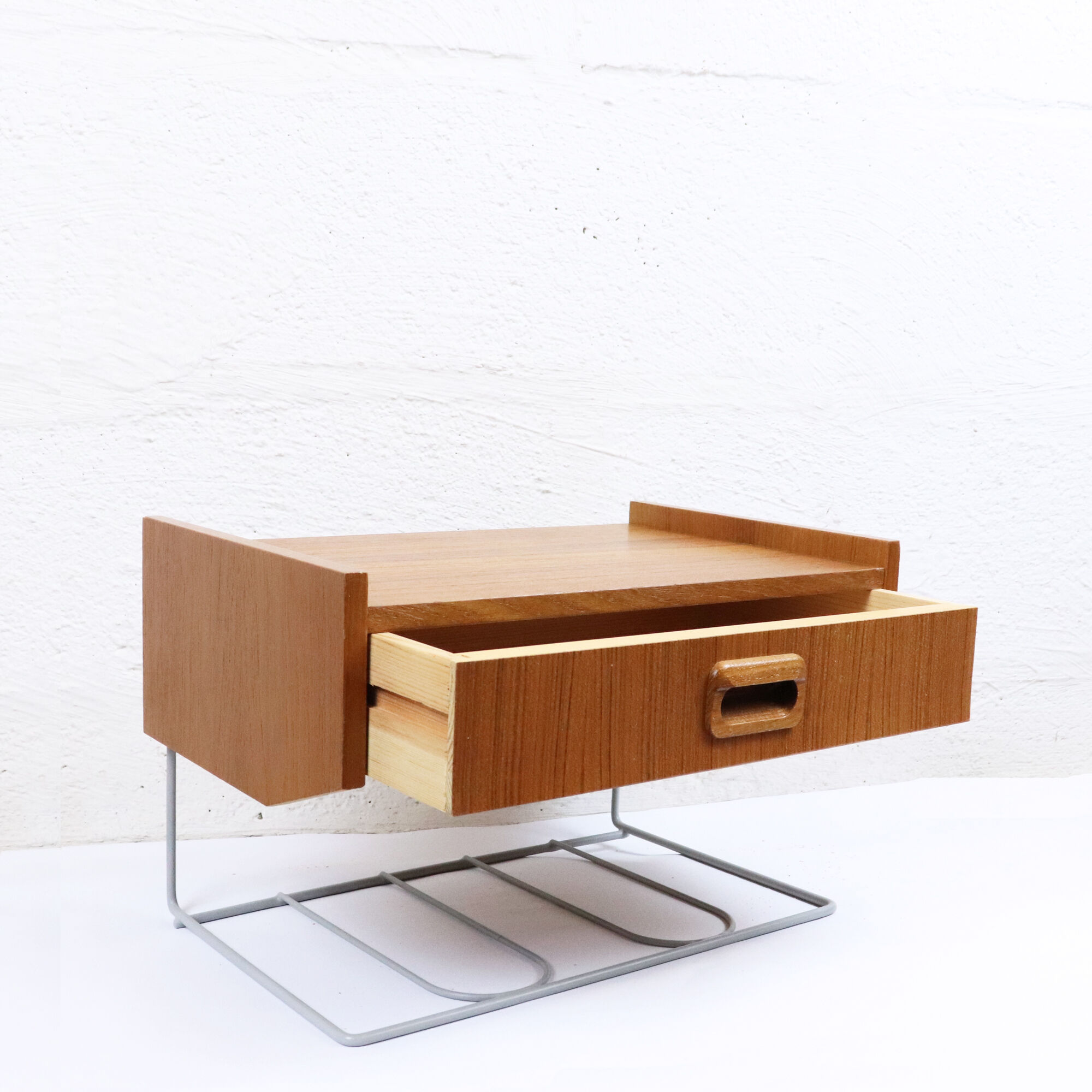 Hanging teak bedside table, 1960