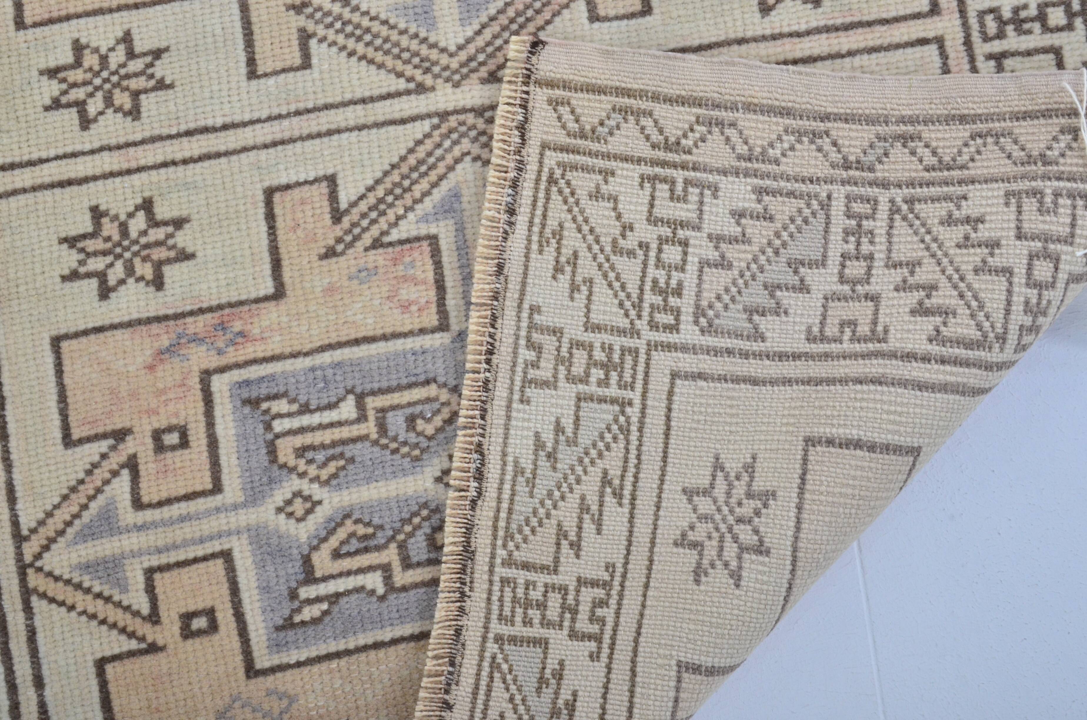 Tapis de couloir Oushak noué à la main