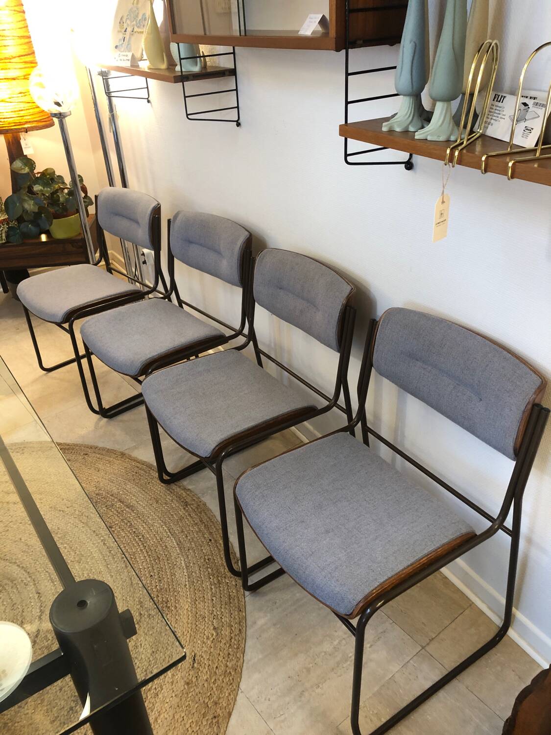 4 chaises scandinaves noyer, 1970