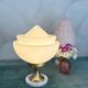 Lampe mid century avec opaline soucoupe blanche