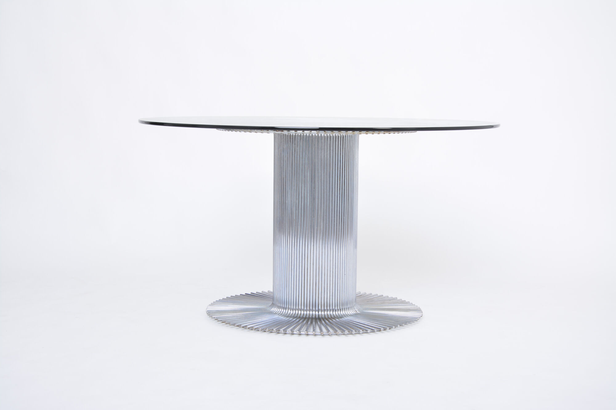 Table à manger italienne en métal chromé et verre