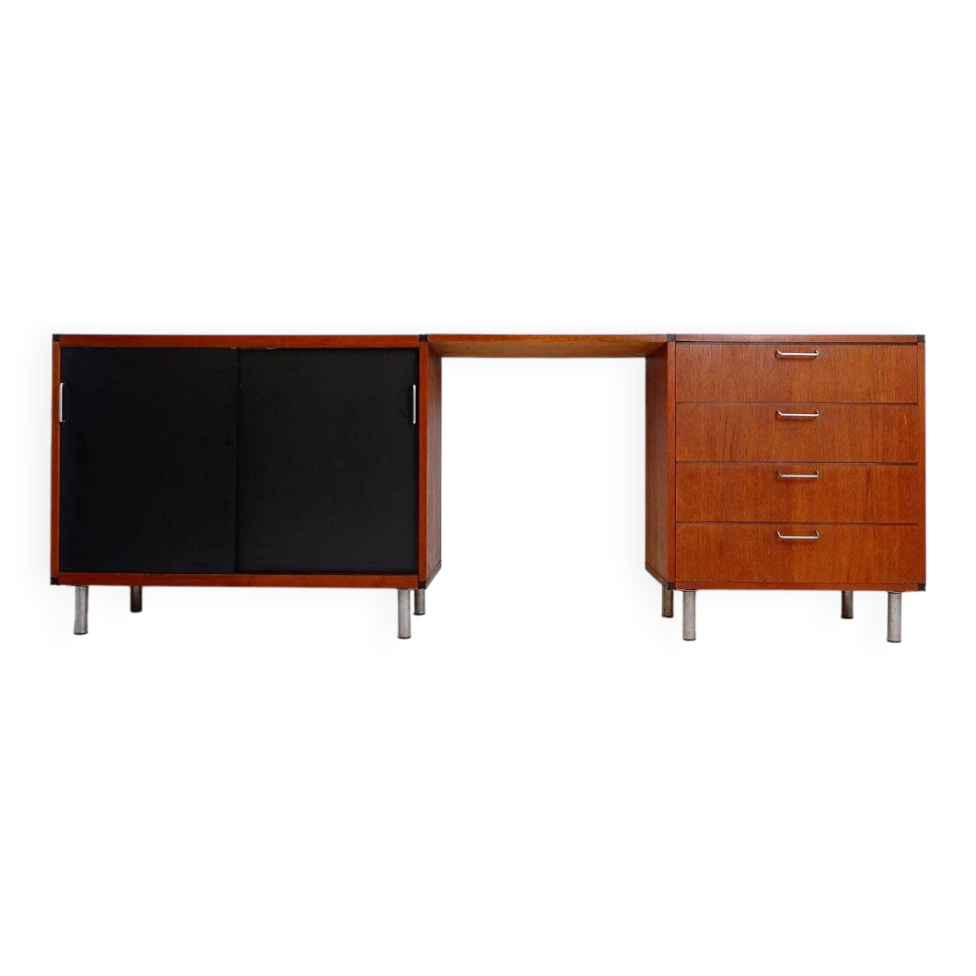 Pastoe composition with office space - 60'