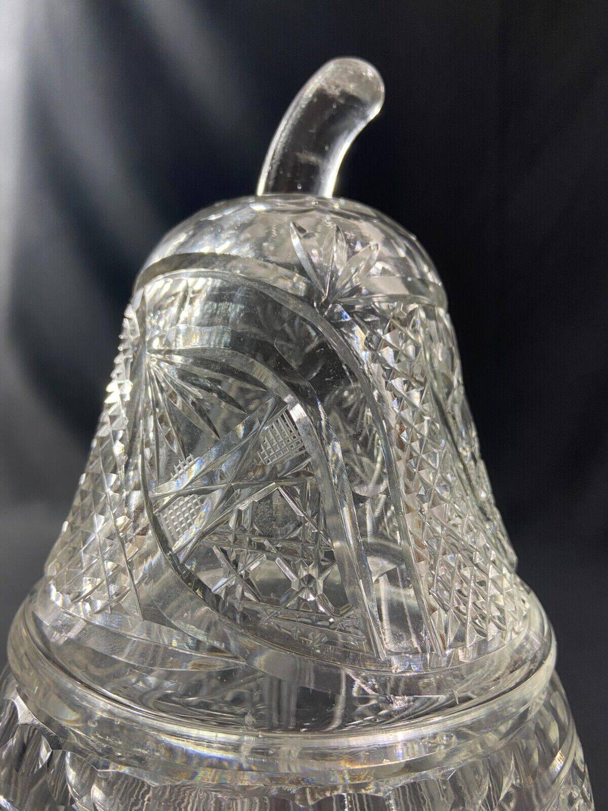 Large covered pear-shaped jar in Bohemian cut crystal