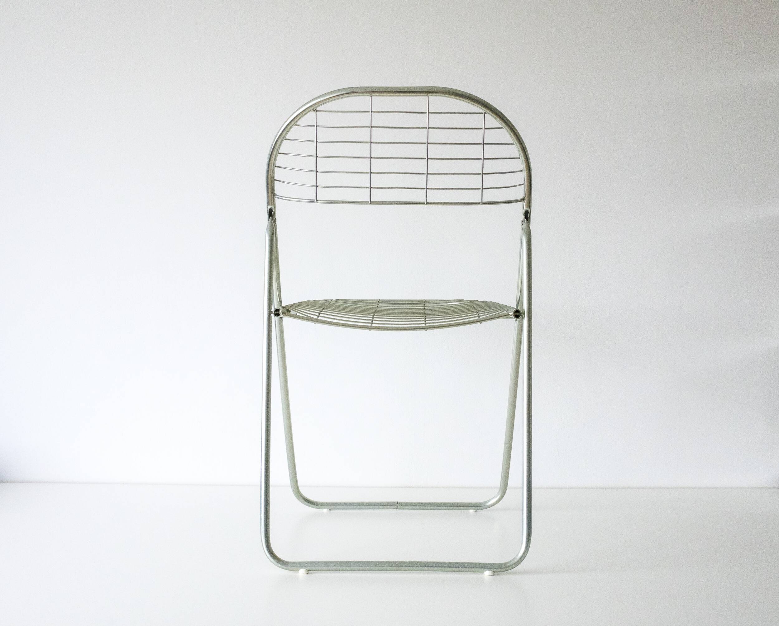 Chairs Niels Gammelgaard