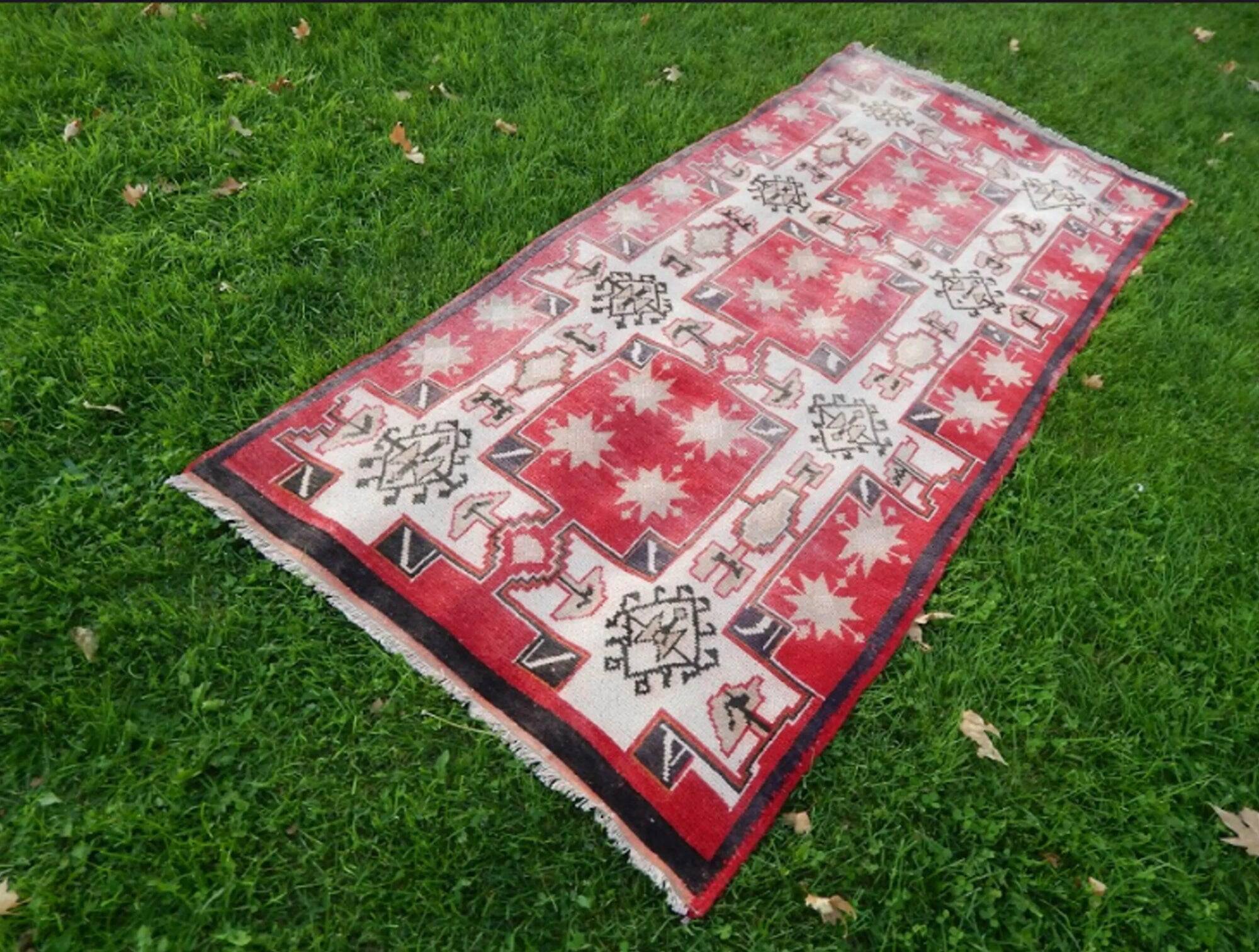 Vintage Turkish hallway rug 115x250 cm