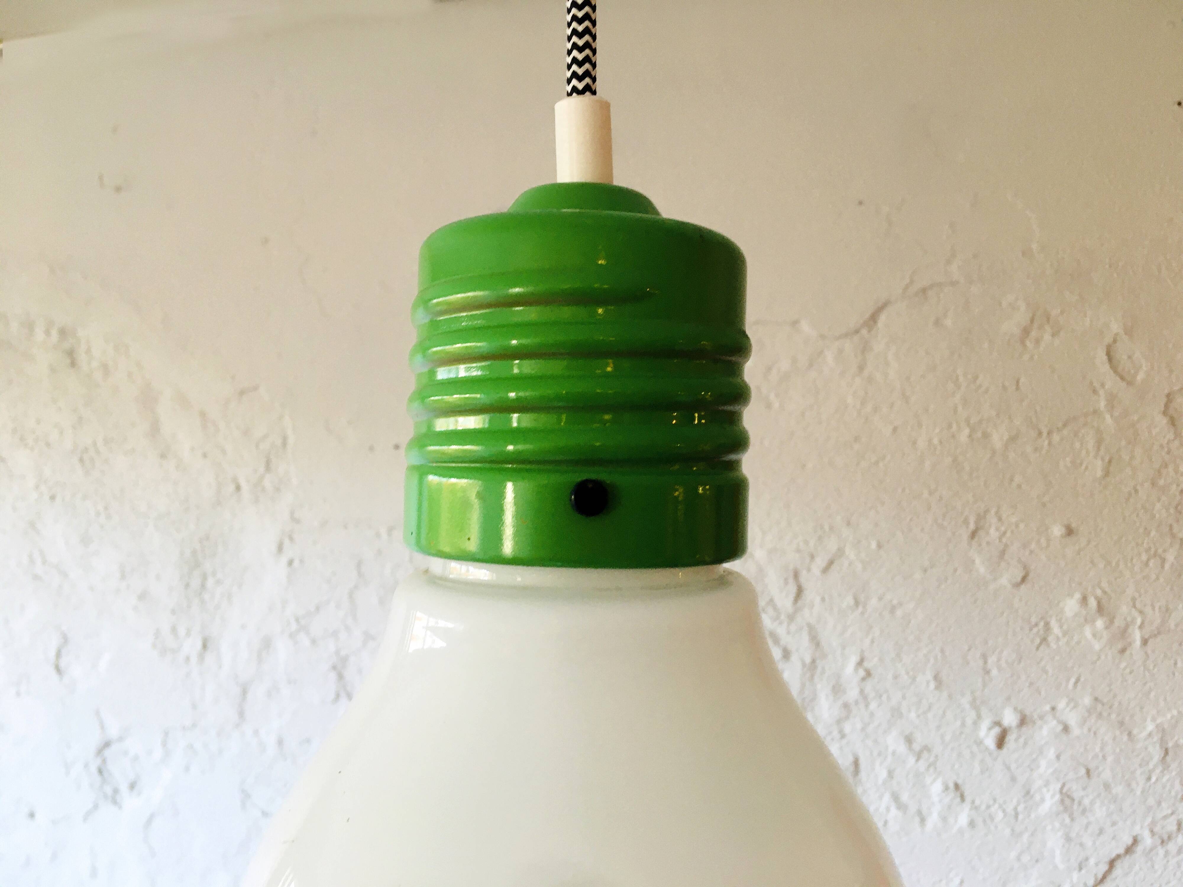 Suspension in opaline and green metal, Italy, 1960.