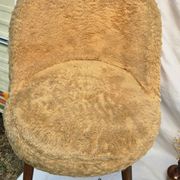 2 Scandinavian chairs with compass legs in faux fur and blue satin covers, 1970.