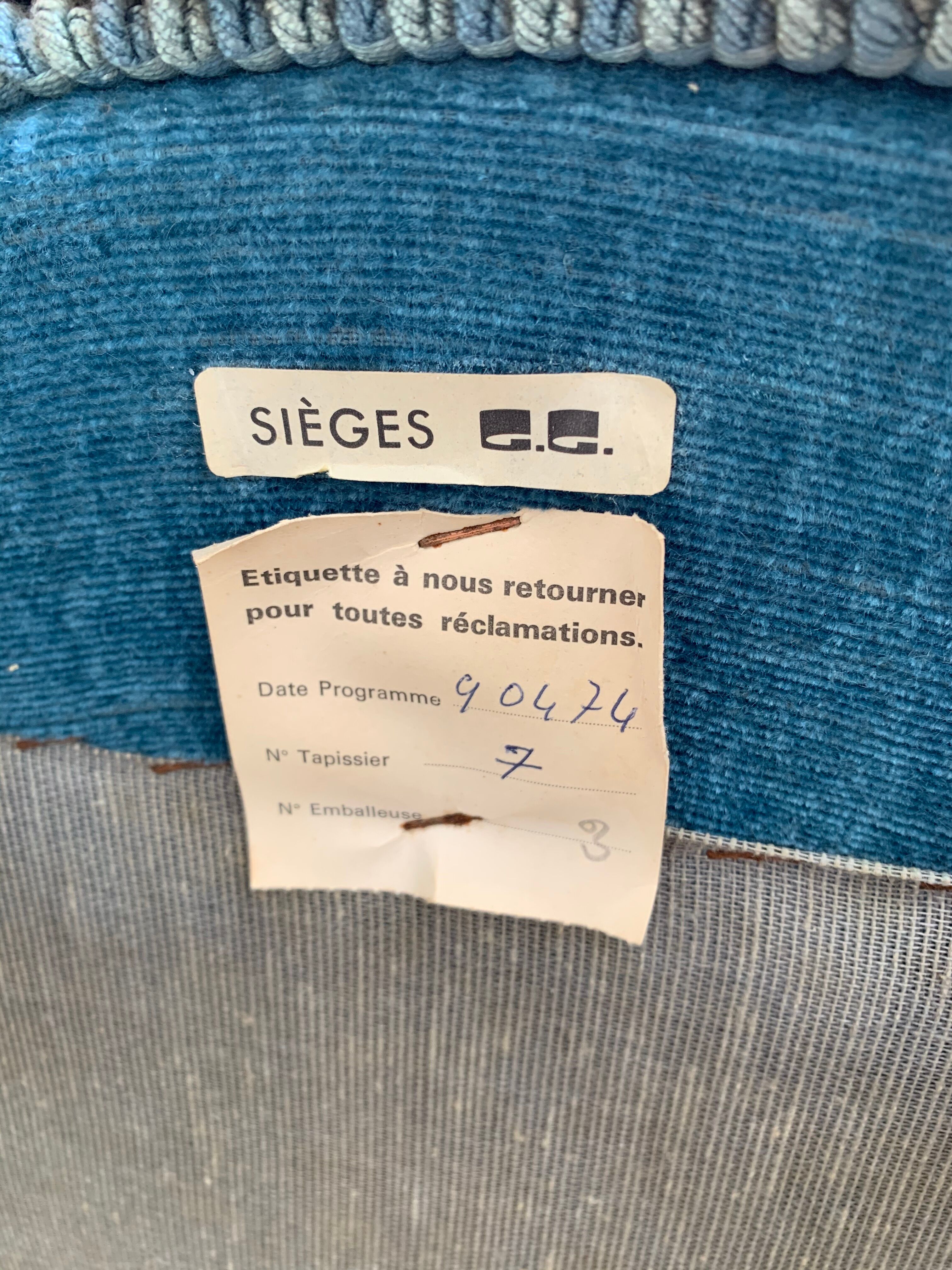 Pair of velvet toad armchairs