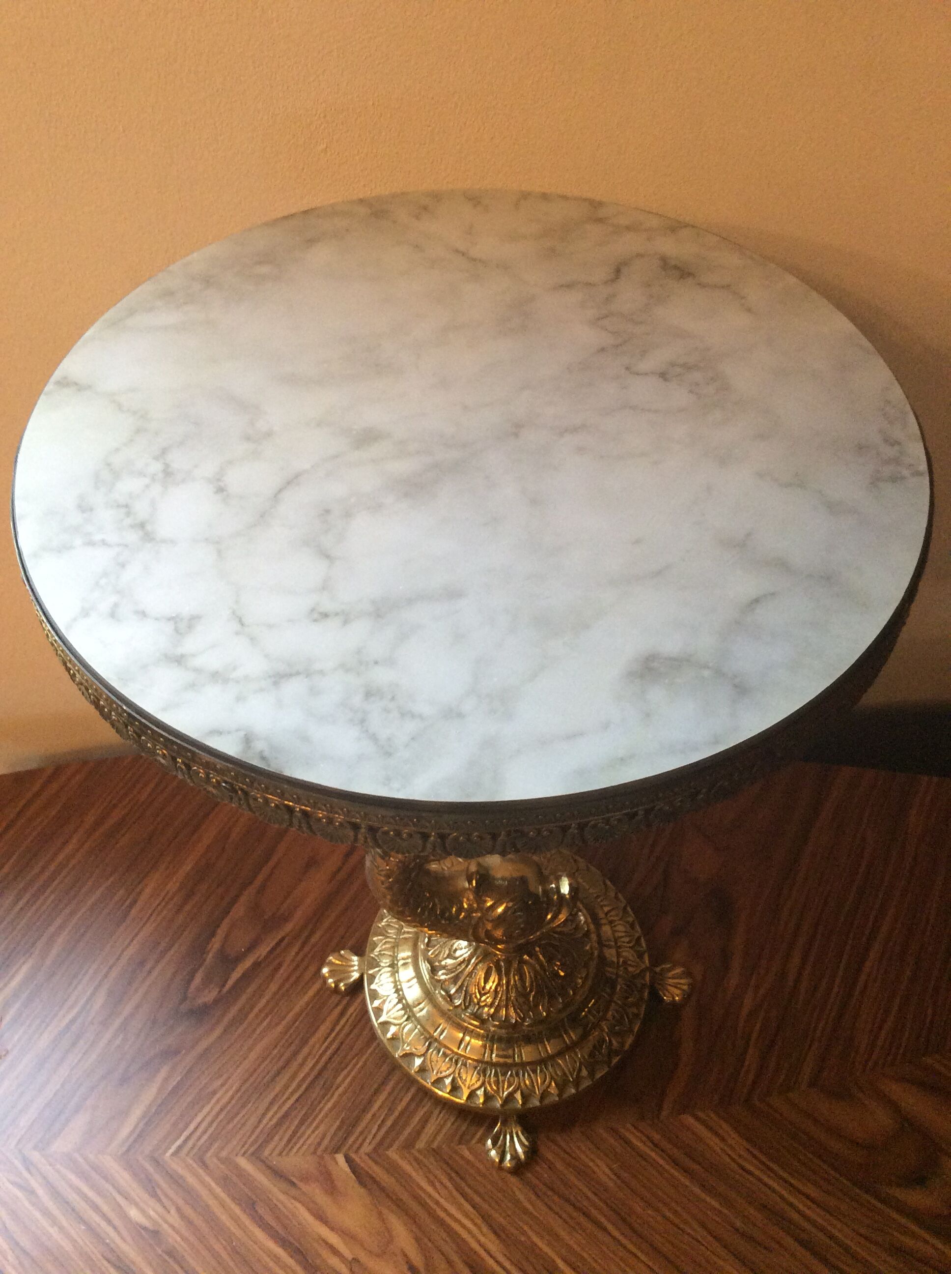 Empire-style bronze healing