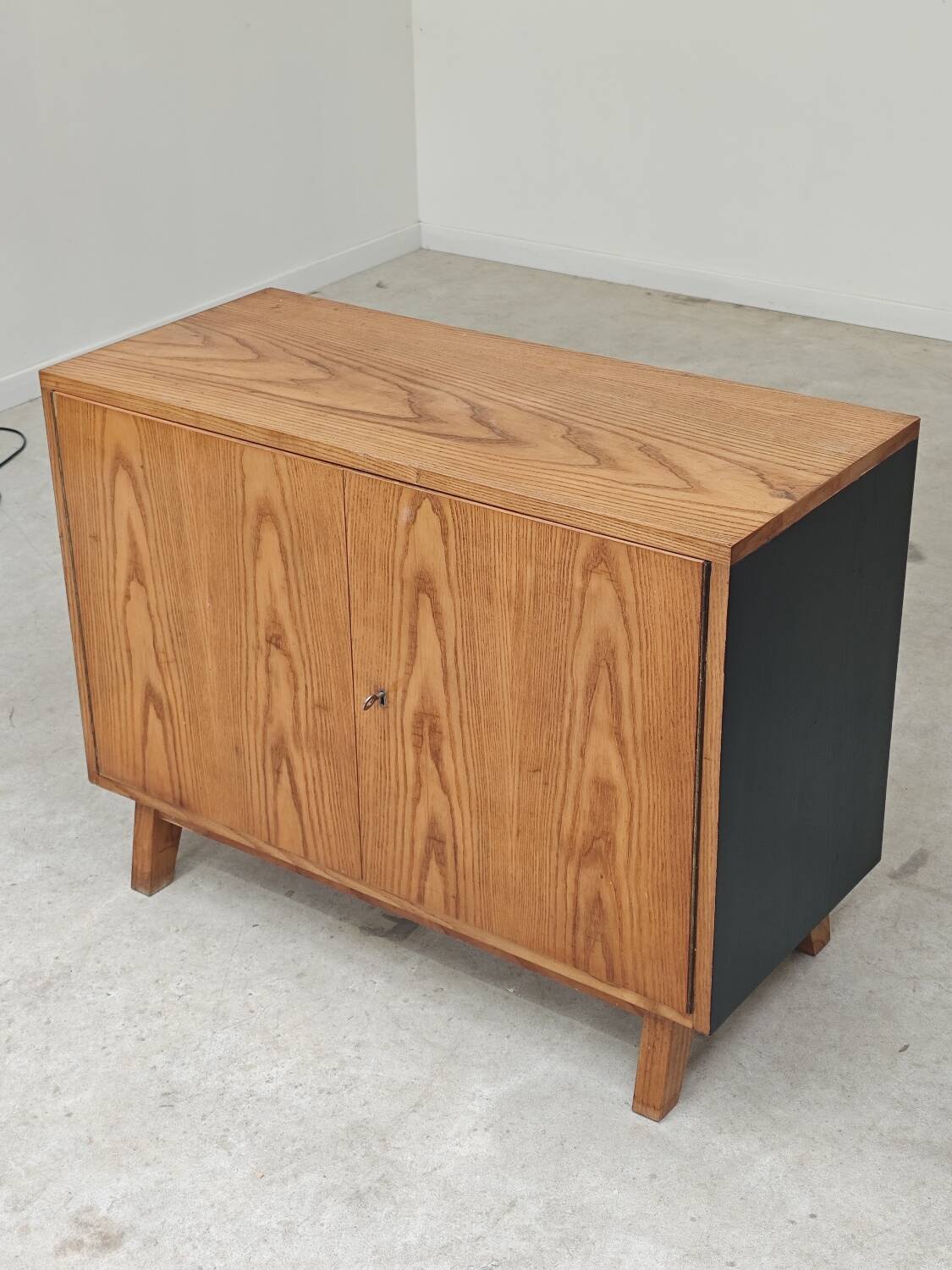 Small buffet with two doors by Frantisek Jirak, oak, 1960.