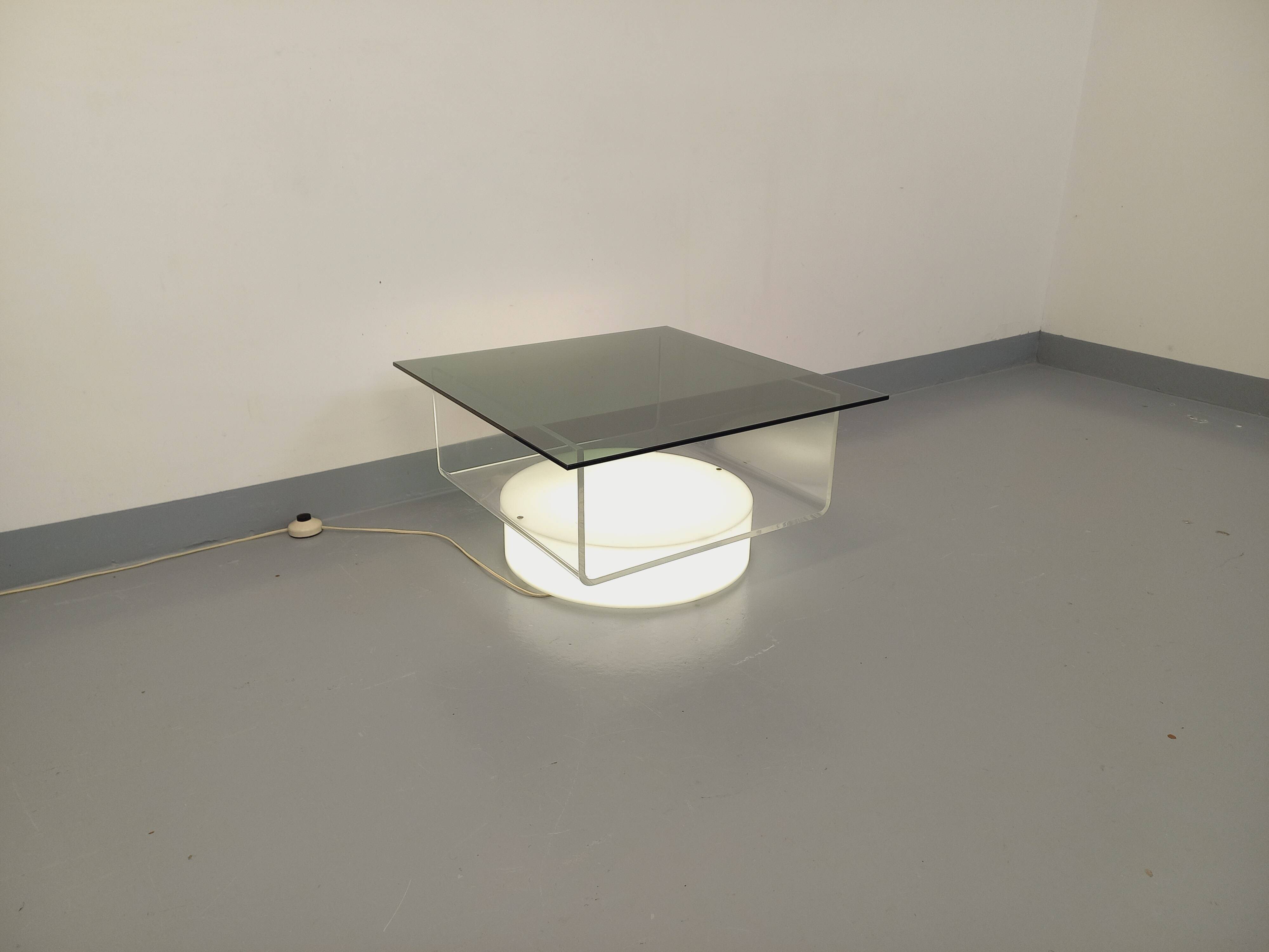 Vintage Italian square illuminated coffee table in glass and plexiglass