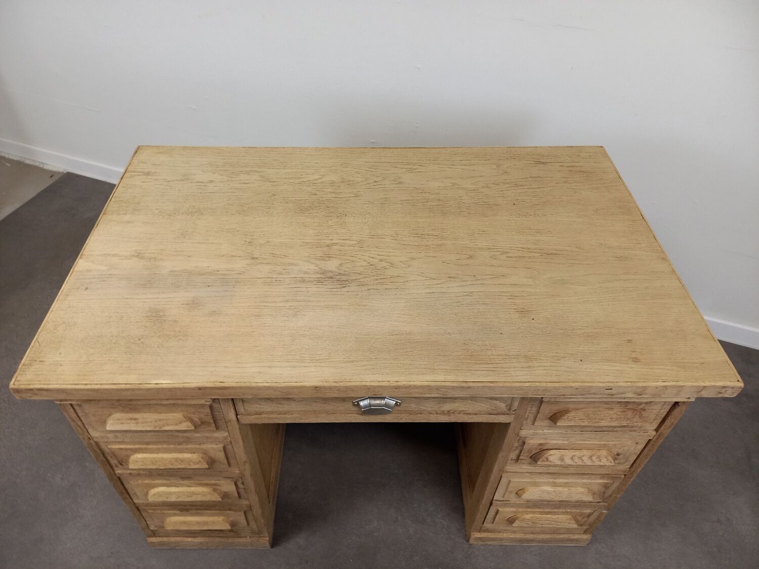 Desk with oak drawers