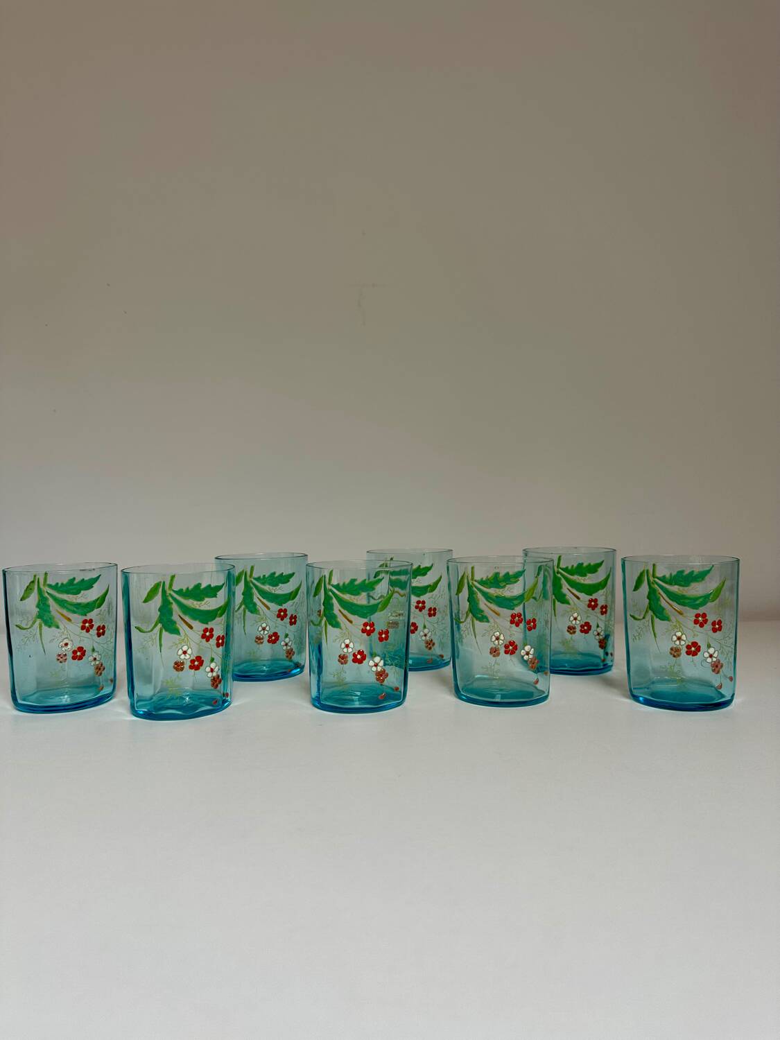 8 verres à eau bleu émaillé, Legras 1920
