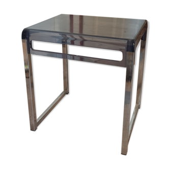 Table basse en plexiglas
