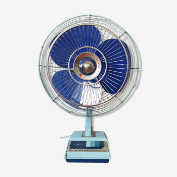 Vintage industrial fan deco loft