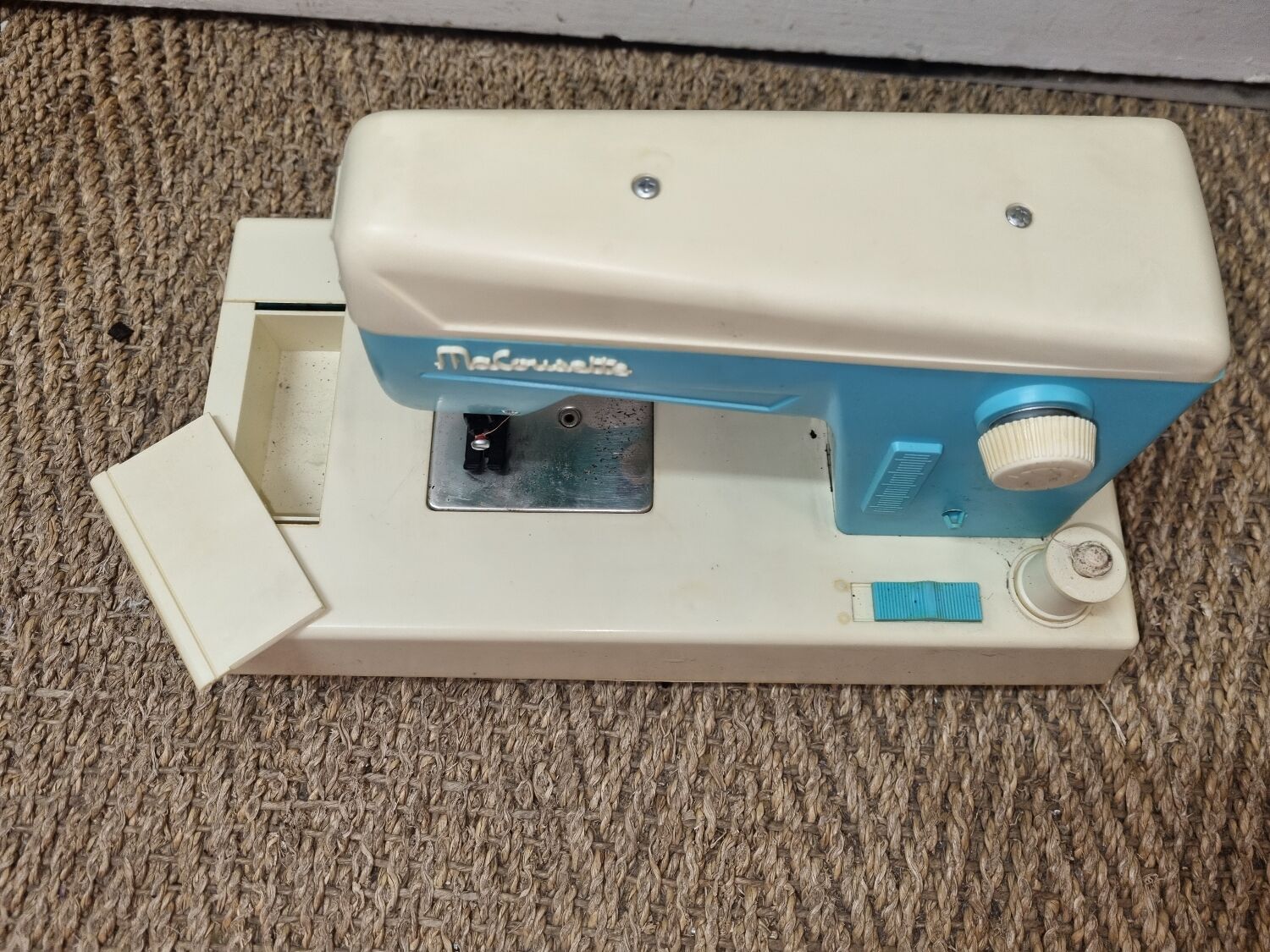 Ma cousette, children's sewing machine, 1960