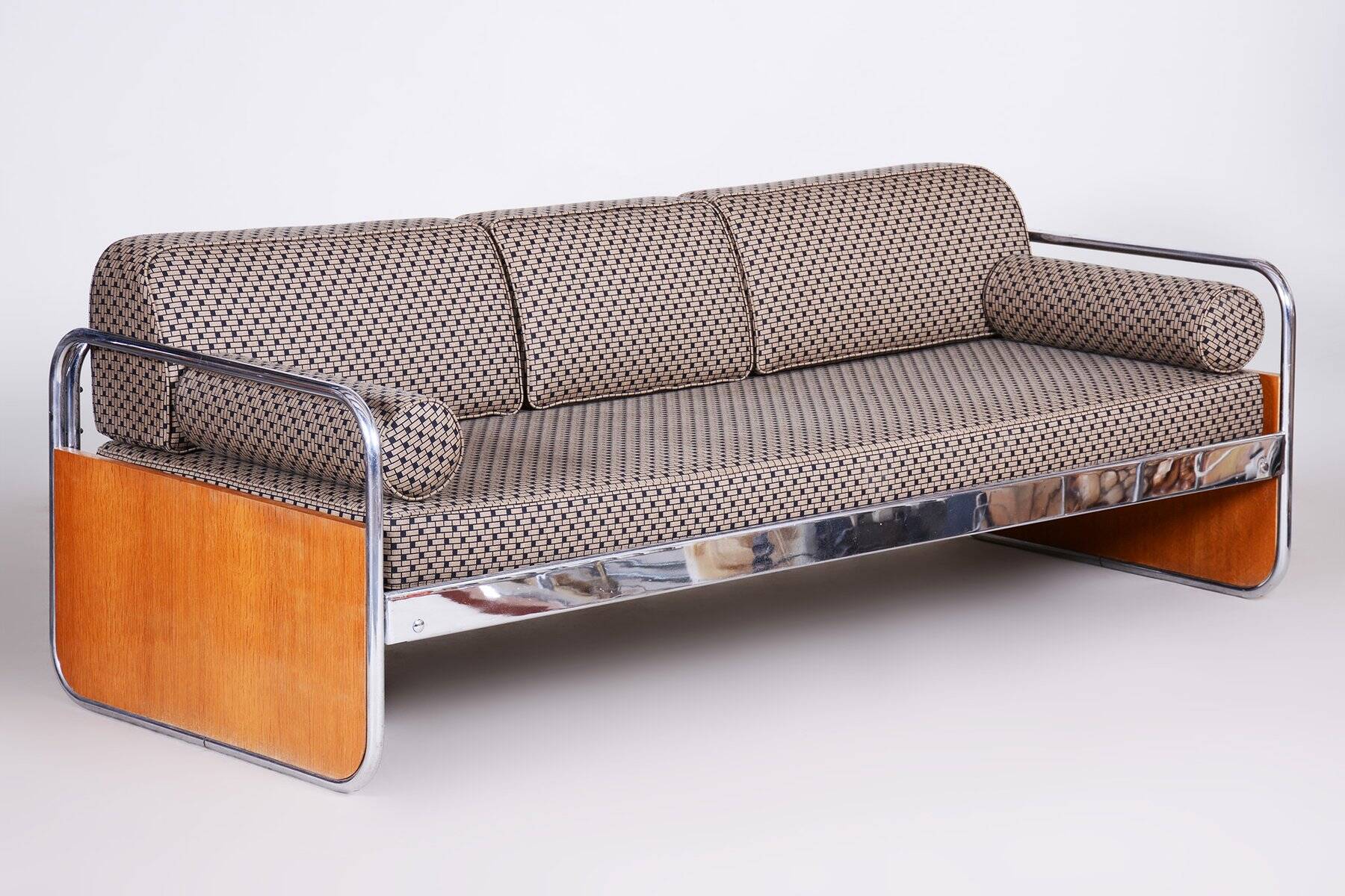 Bauhaus Sofa in Chrome and Oak attributed to Hynek Gottwald, Czech, 1930s