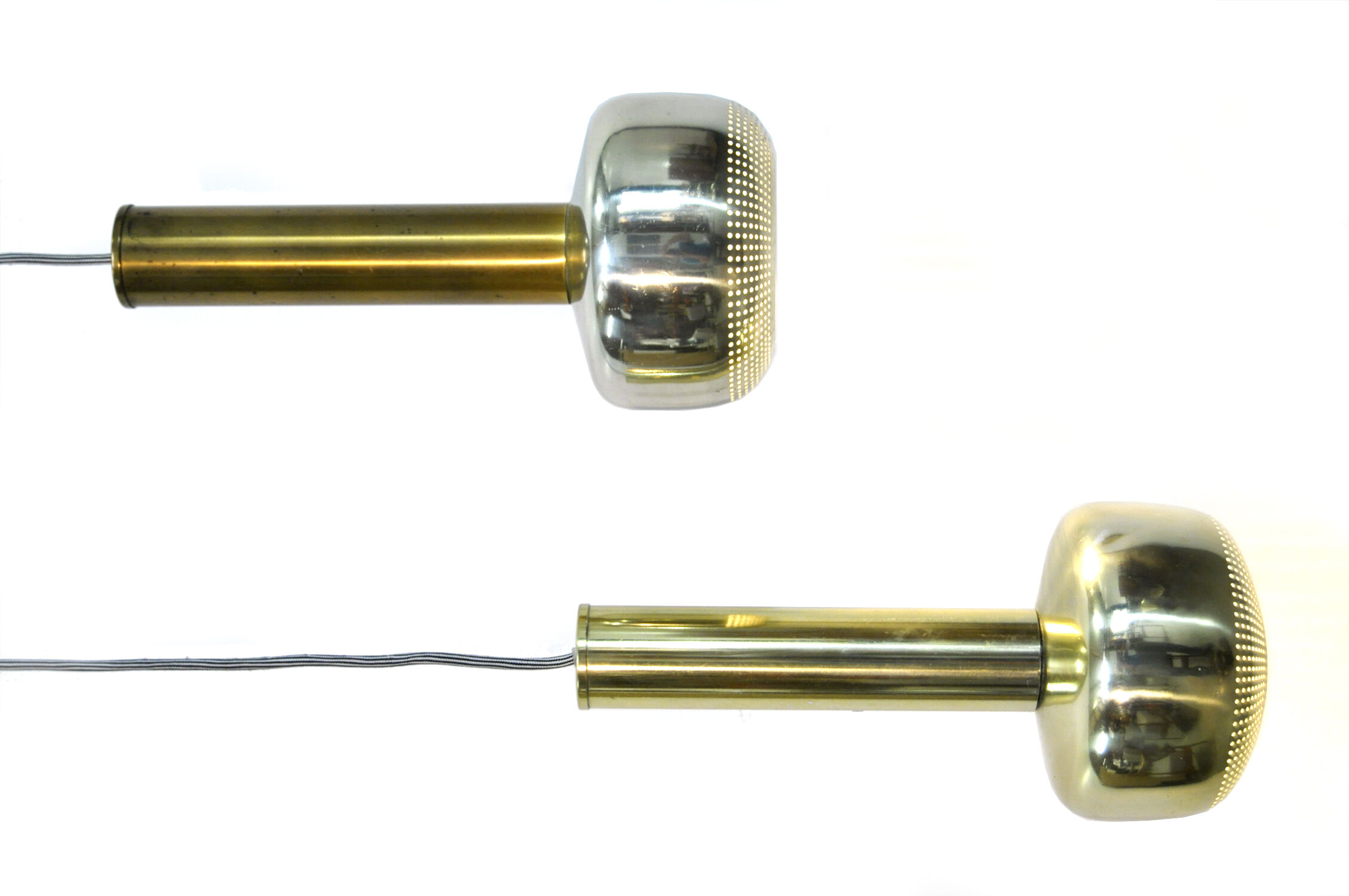 Pair of Guldpendel hanging lamps by Vilhelm Lauritzen for Louis Poulsen, Danish 1960s