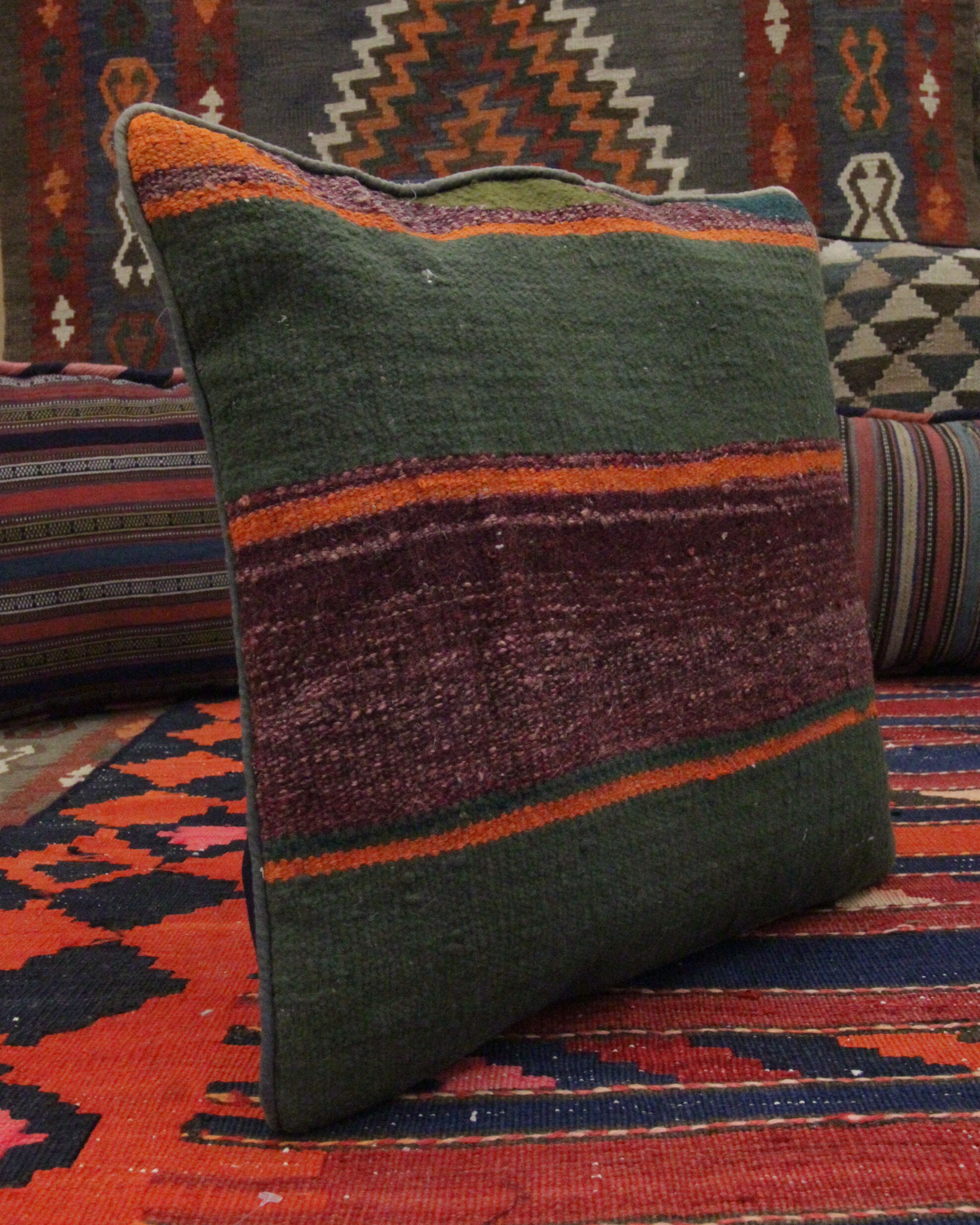 Handmade green purple wool cushion cover traditional kilim scatter pillow- 40x40cm