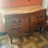 Commode en marqueterie style Louis XV