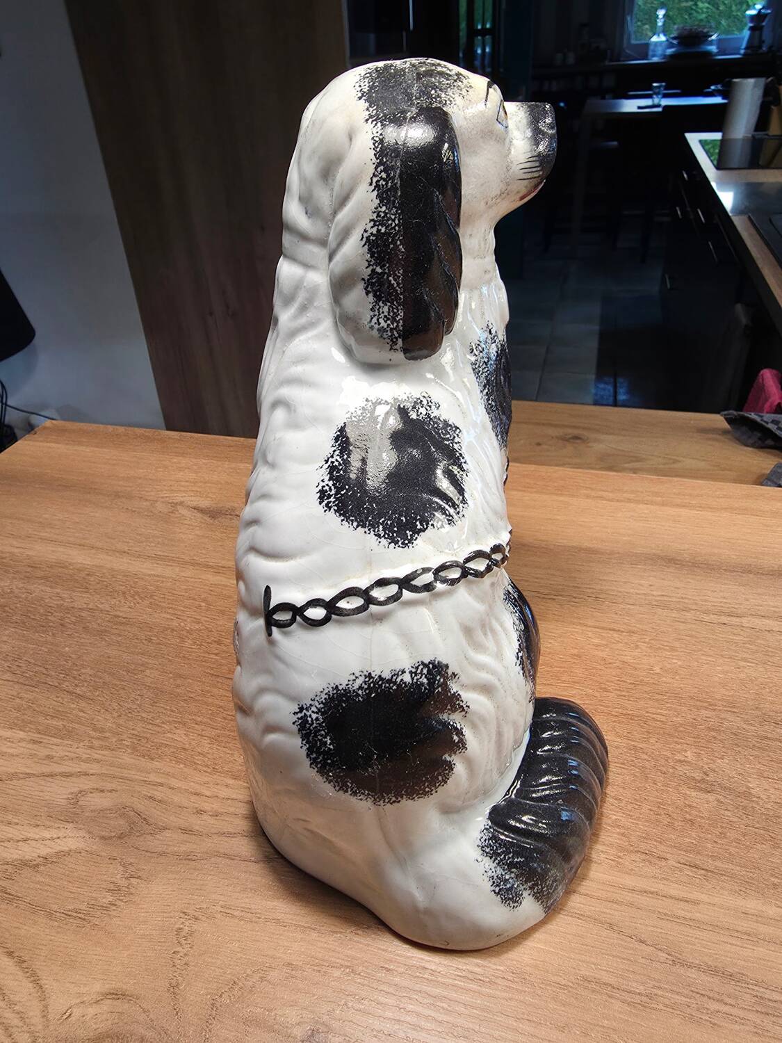 Pair of Staffordshire-type ceramic dogs - King Charles - 20th century