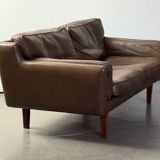 2-seater sofa in brown leather, Illum Wikkelso for Holger Christiansen