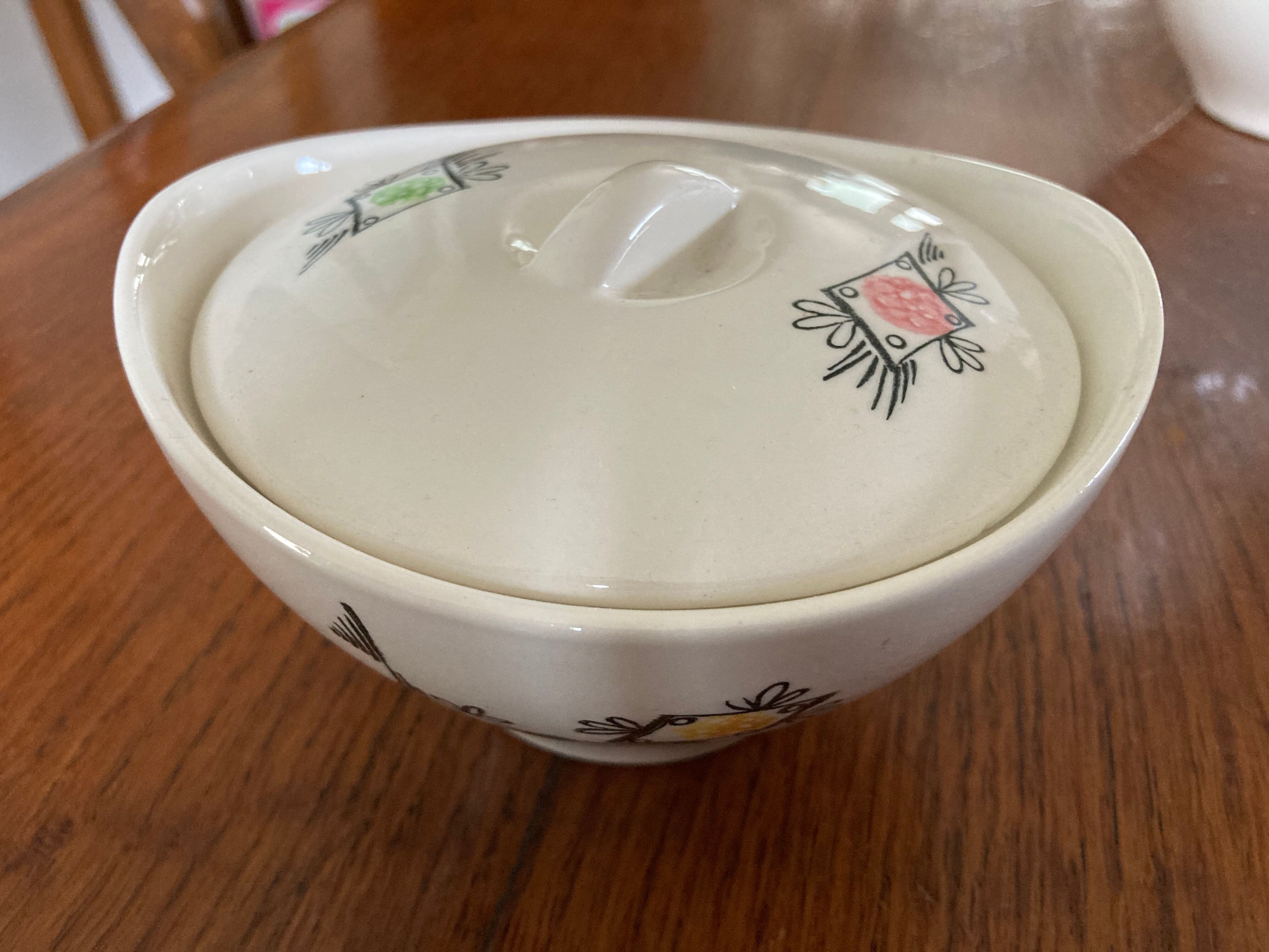 Coffee service in Gien