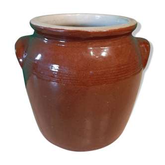 Vintage sandstone pot