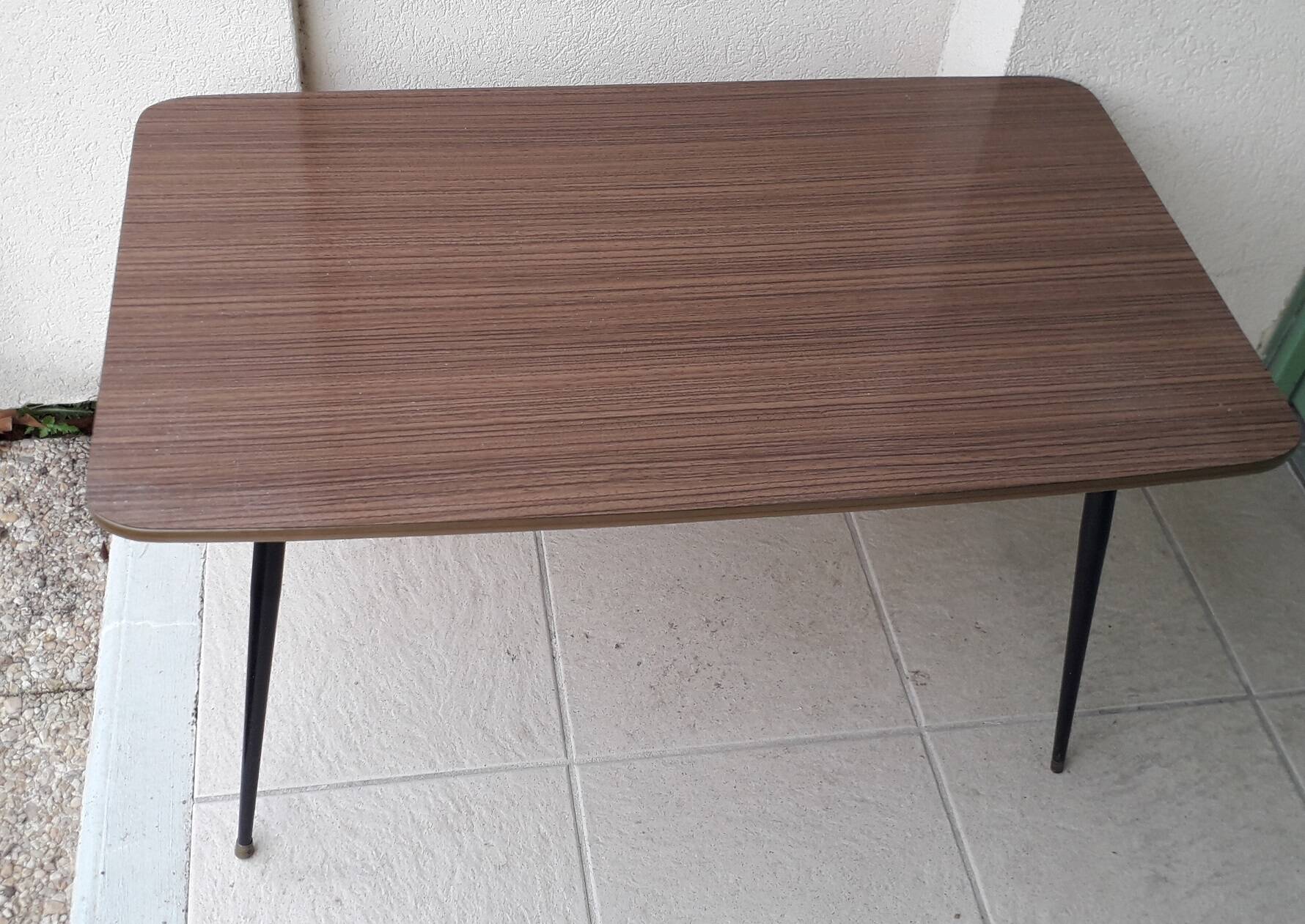 Formica coffee table
