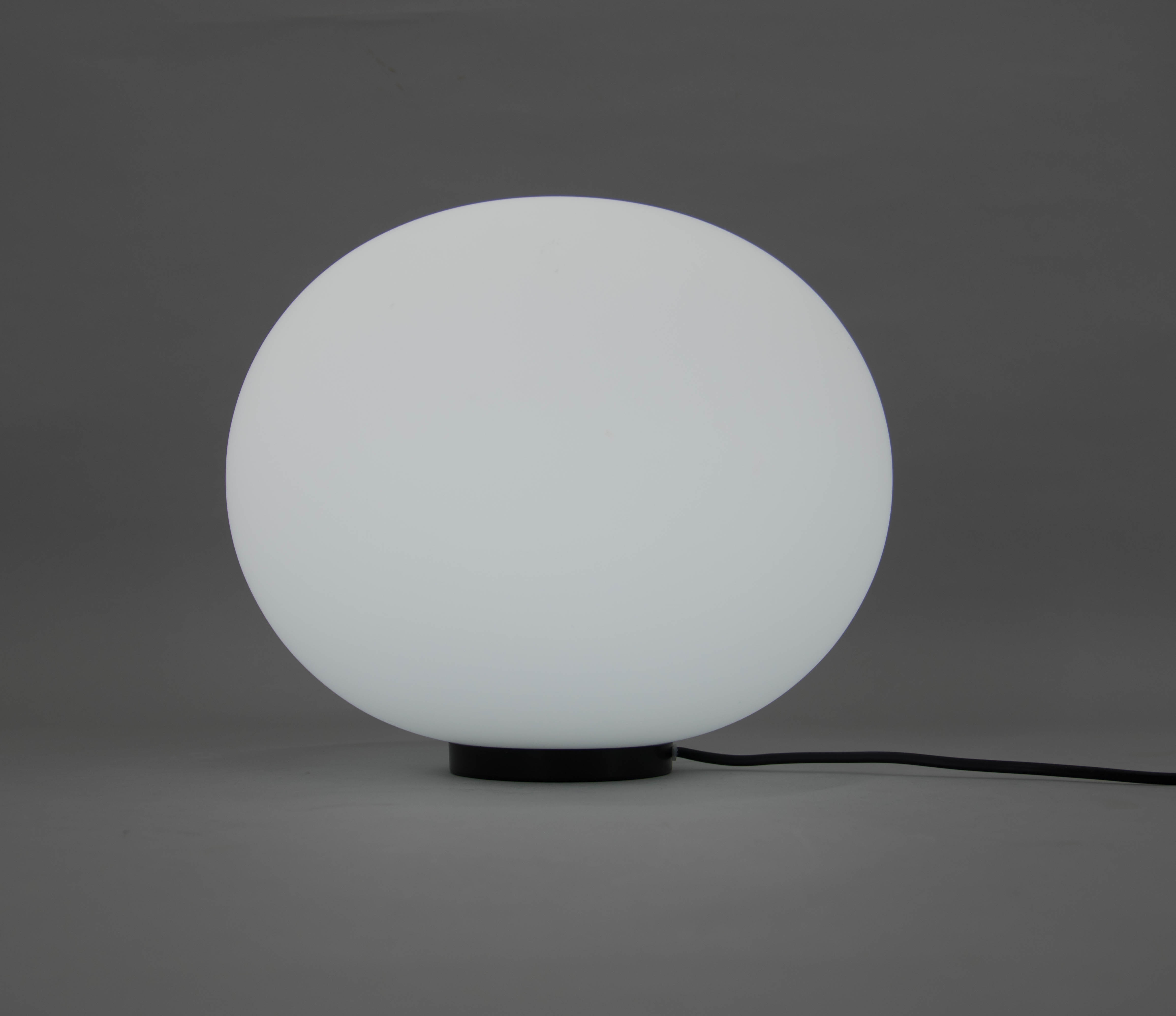 Mid-Century Glass Table Lamp, Italy, 1980s