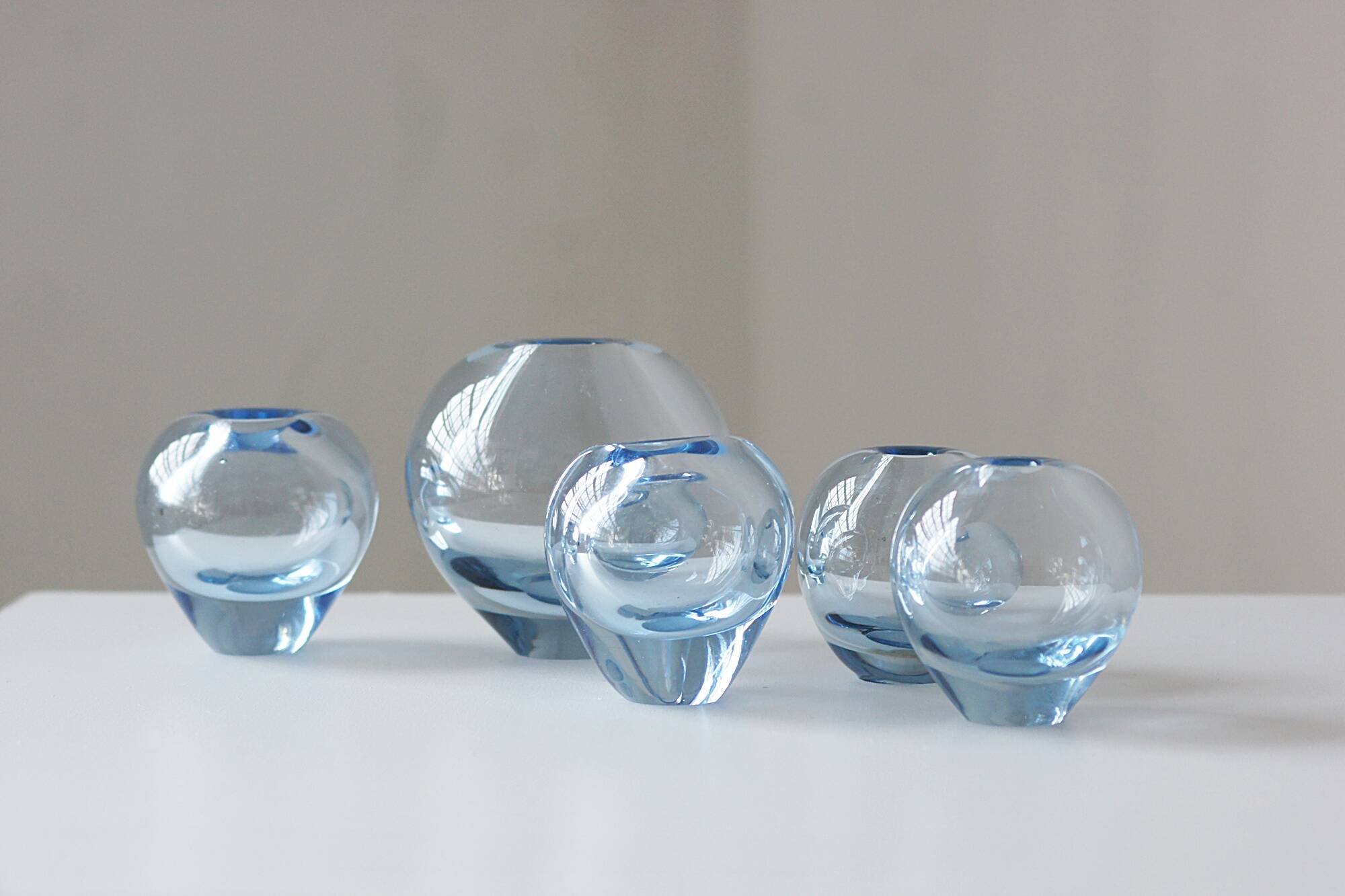 Vases Rondo Aqua par Per Lütken pour Holmegaard, Danemark, Ensemble de 5