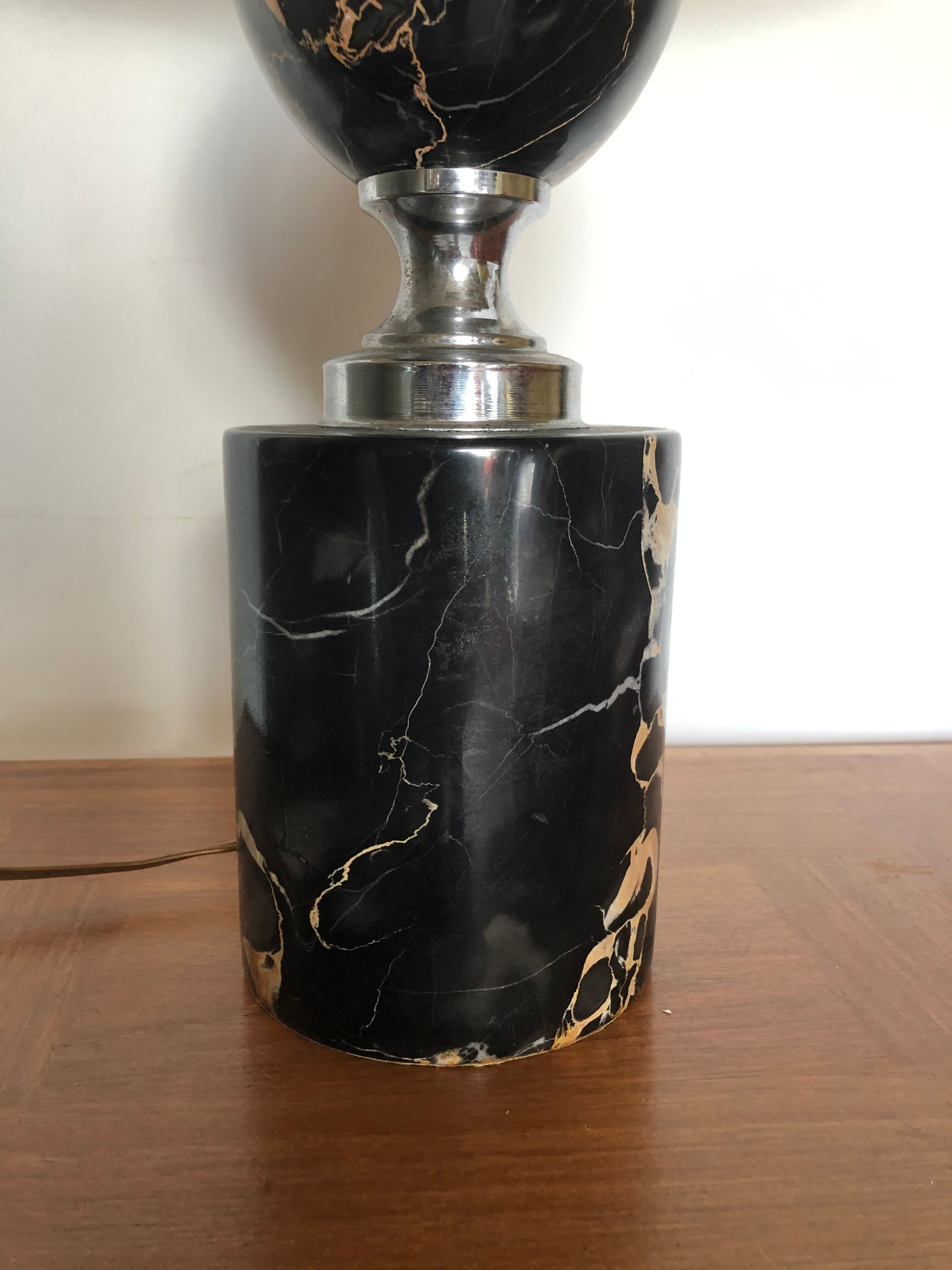 Marble lamp from the 1970s