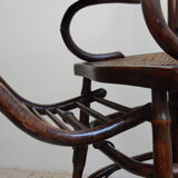 High modular baby chair in early 1900