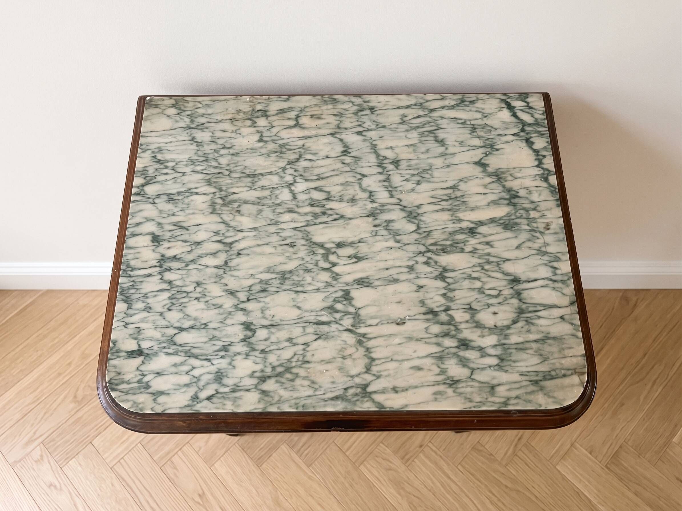 Napoleon III style bedside table in walnut burl and marble