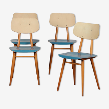 Suite de 4 chaises vintage éditées par Ton, 1960