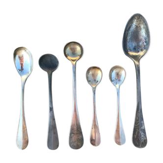 Set of 6 vintage spoons