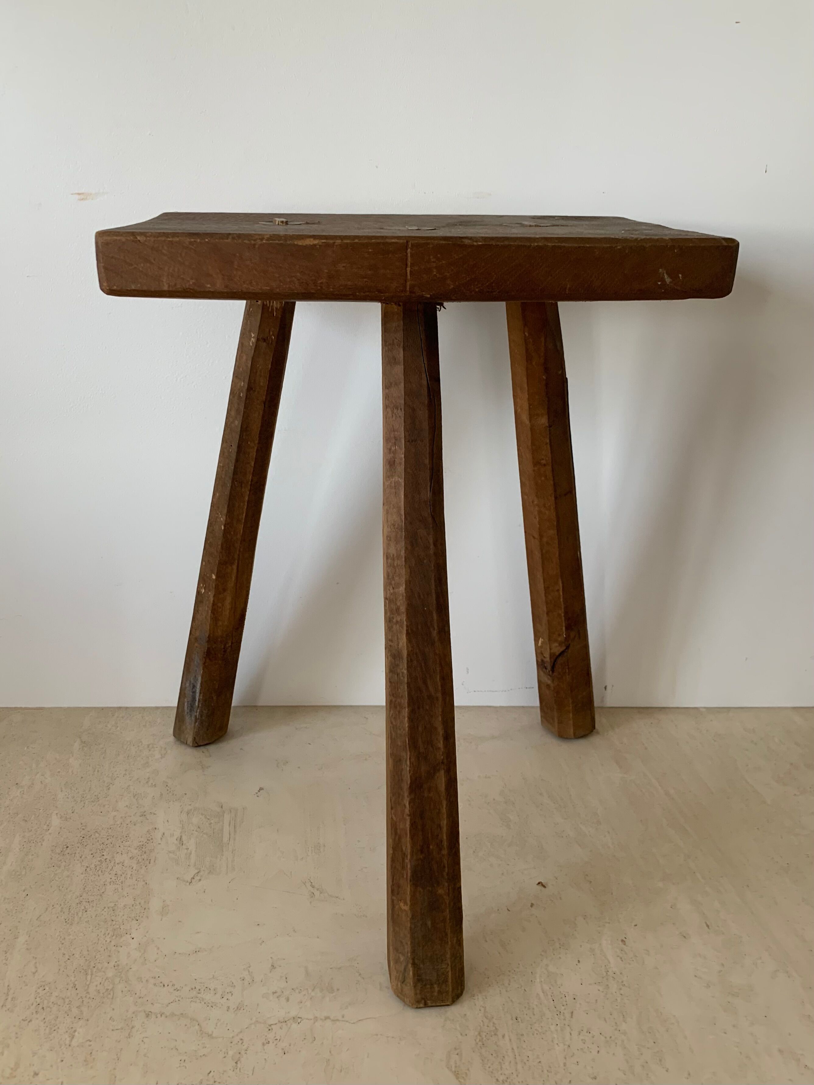Tripod stool
