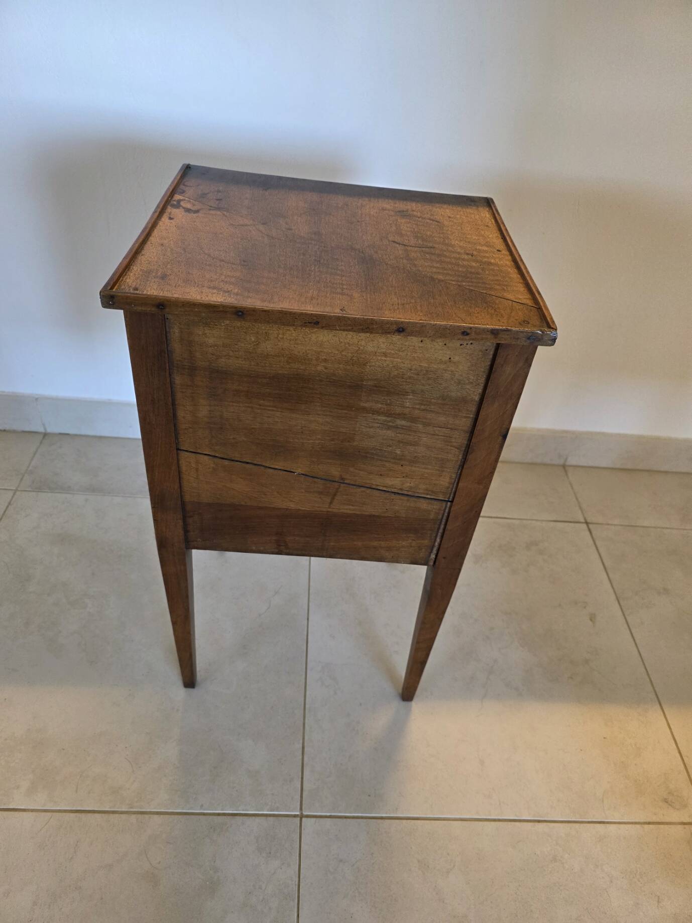 Small Louis XVI period bedside table / chest of drawers in walnut with 3 drawers