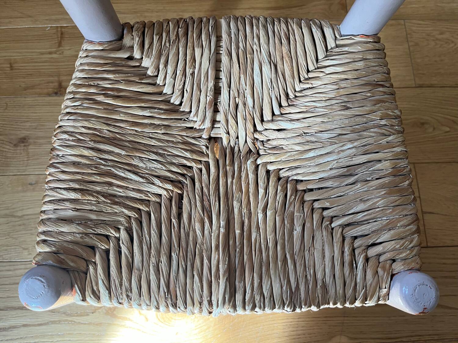 Straw-seated children's chair