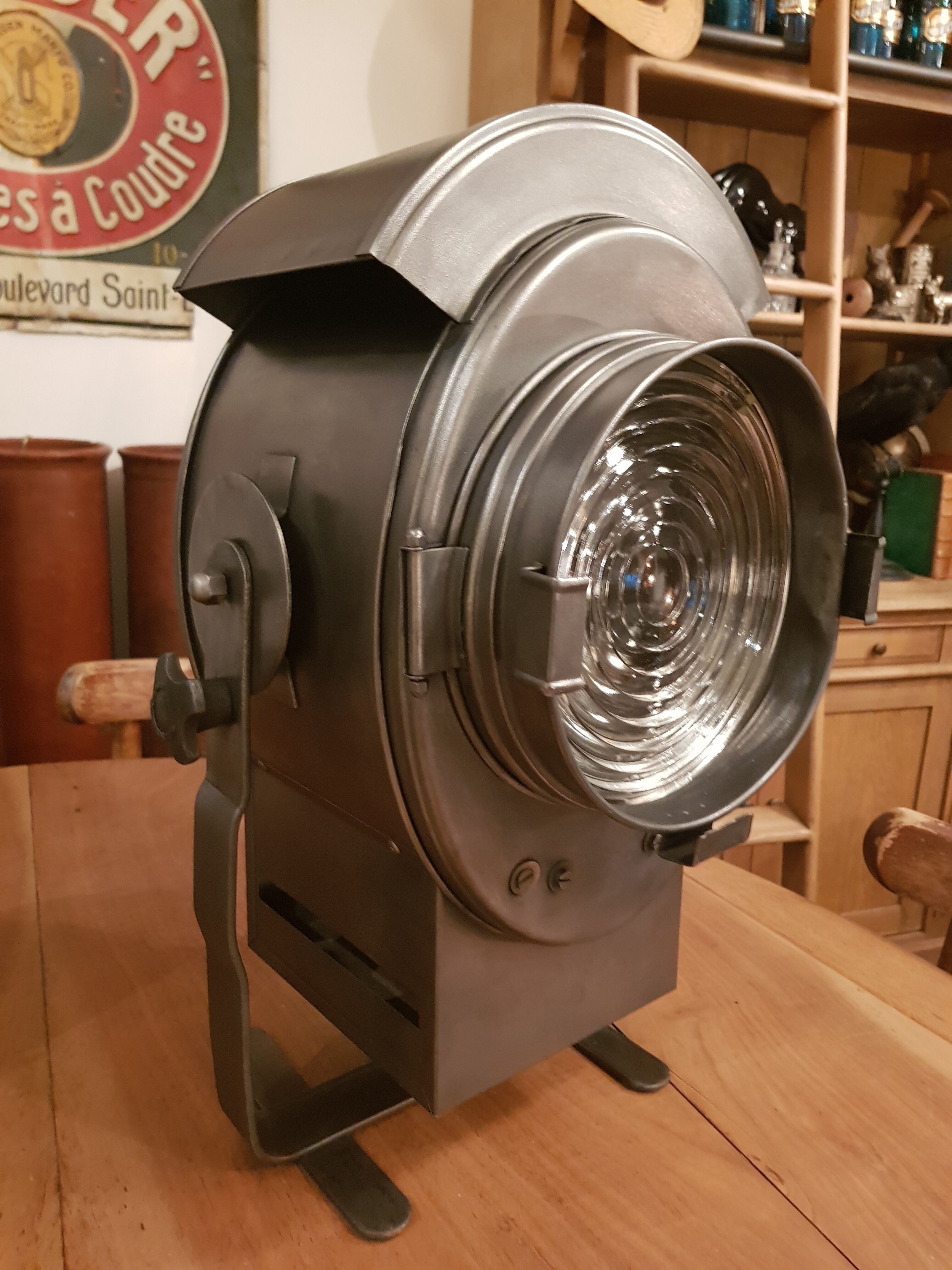 Cinema projector, Cremer, 1950.