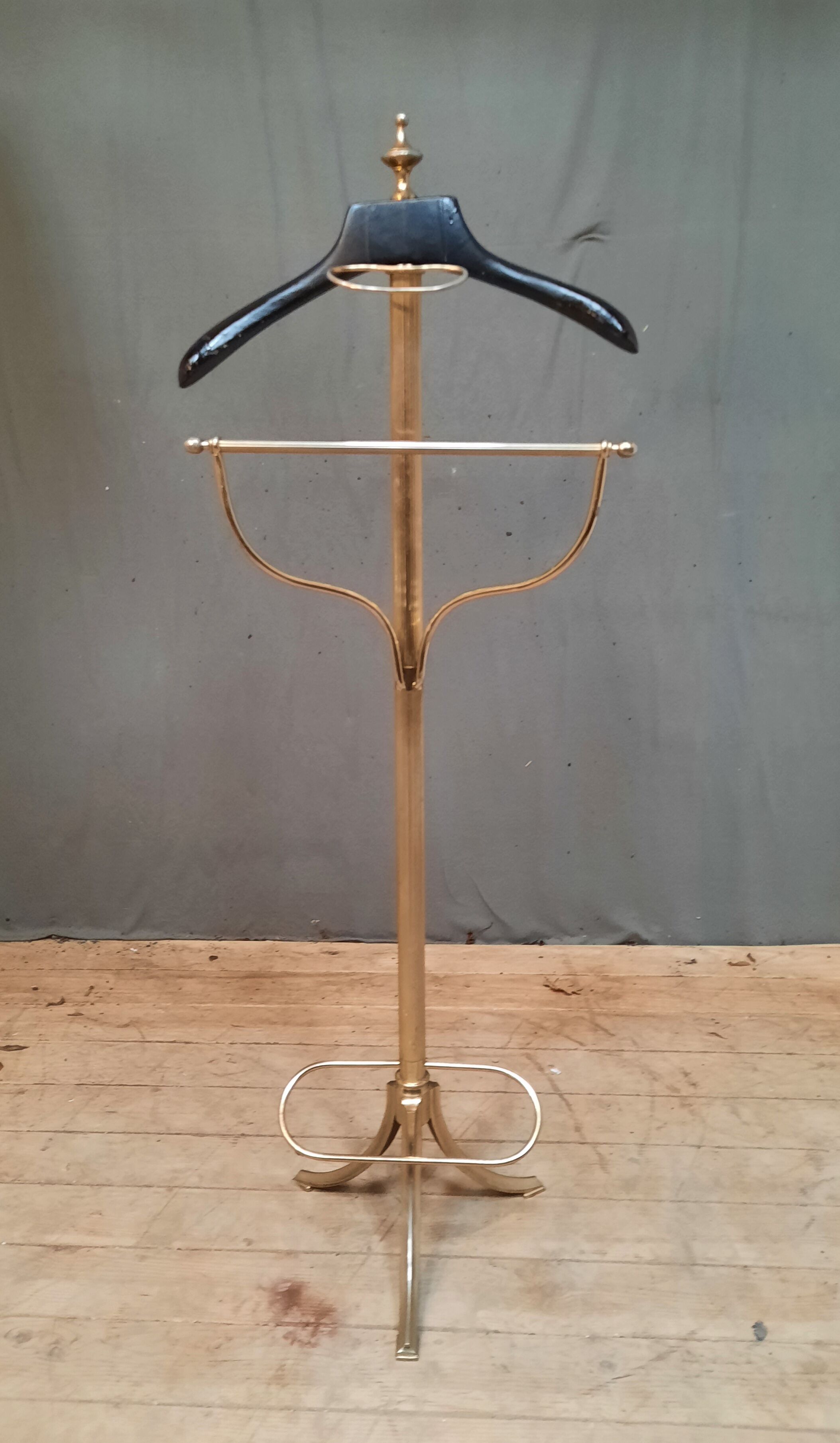 Valet de chambre en laiton