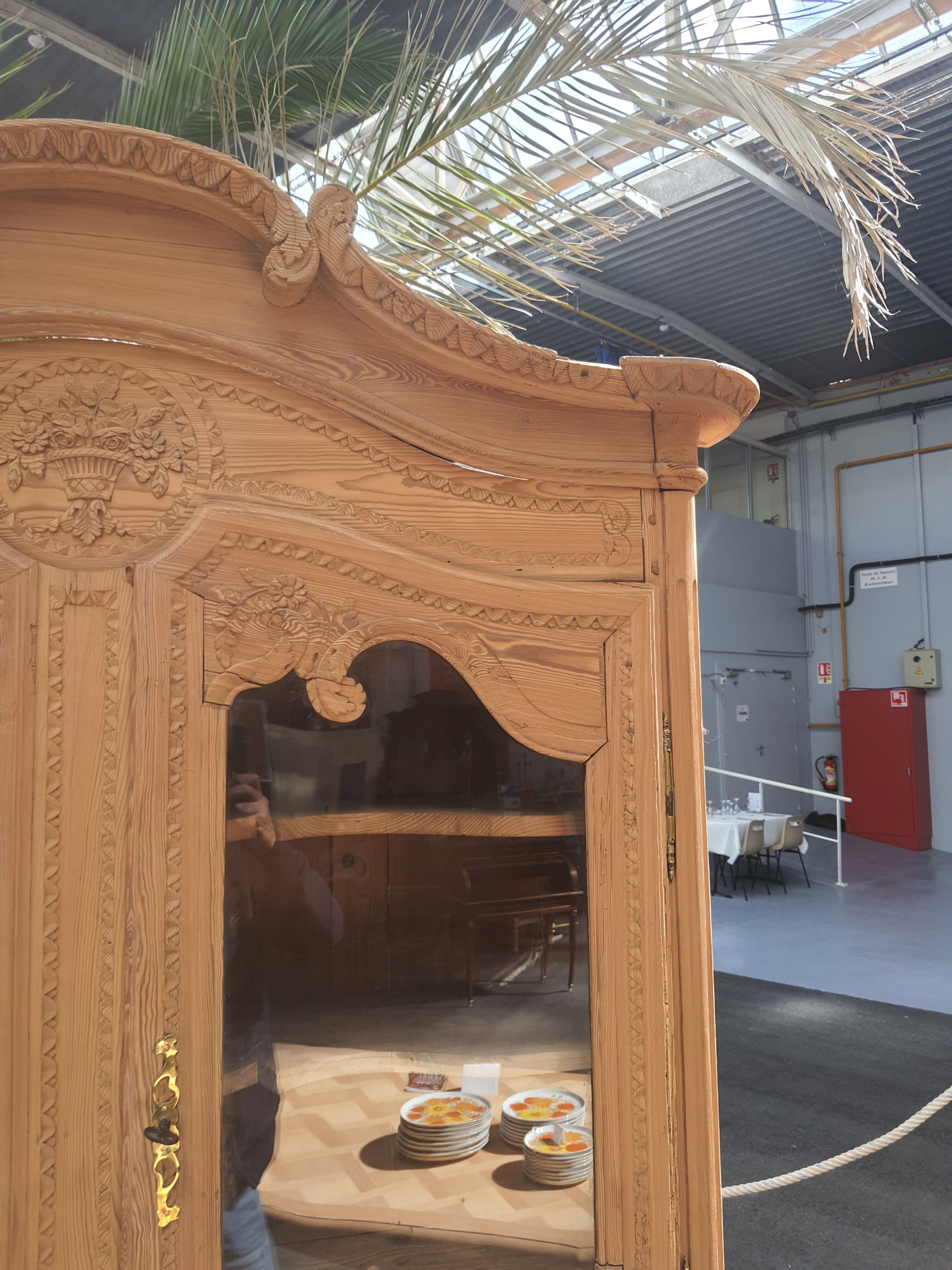 Cauchois fir sideboard