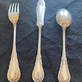 Serving cutlery