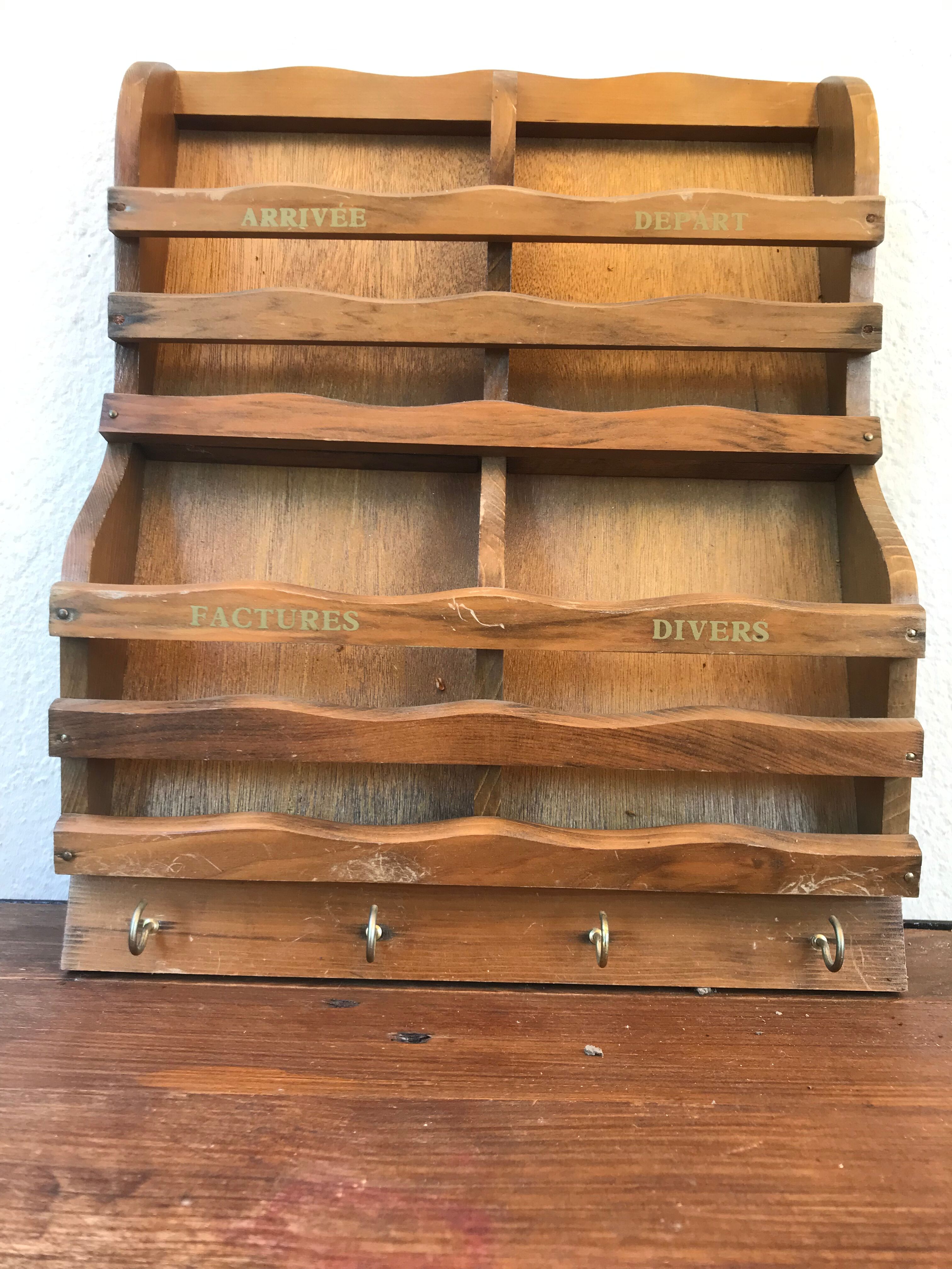 Former letter door locker - keys