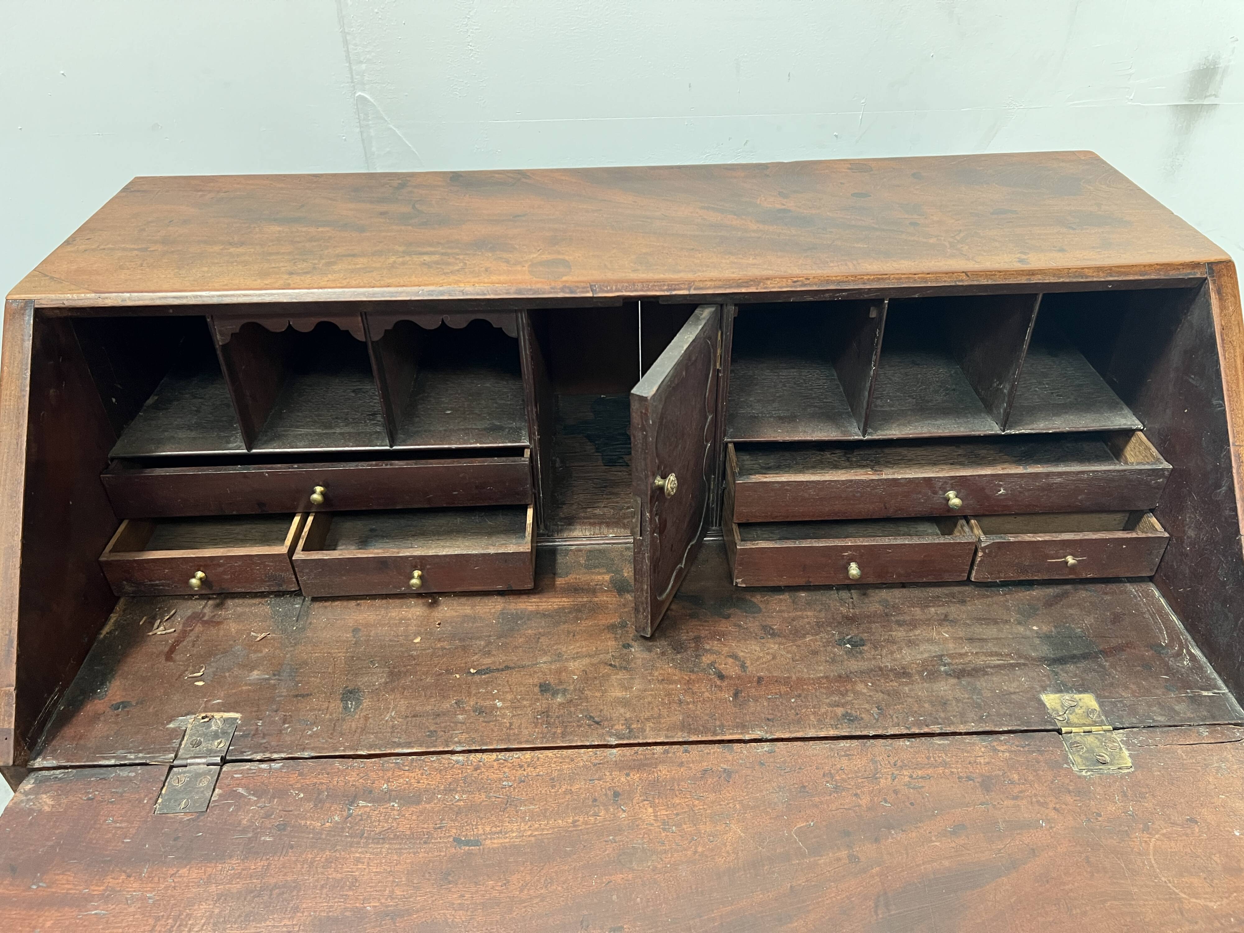 English style mahogany and veneer 19th century slope desk