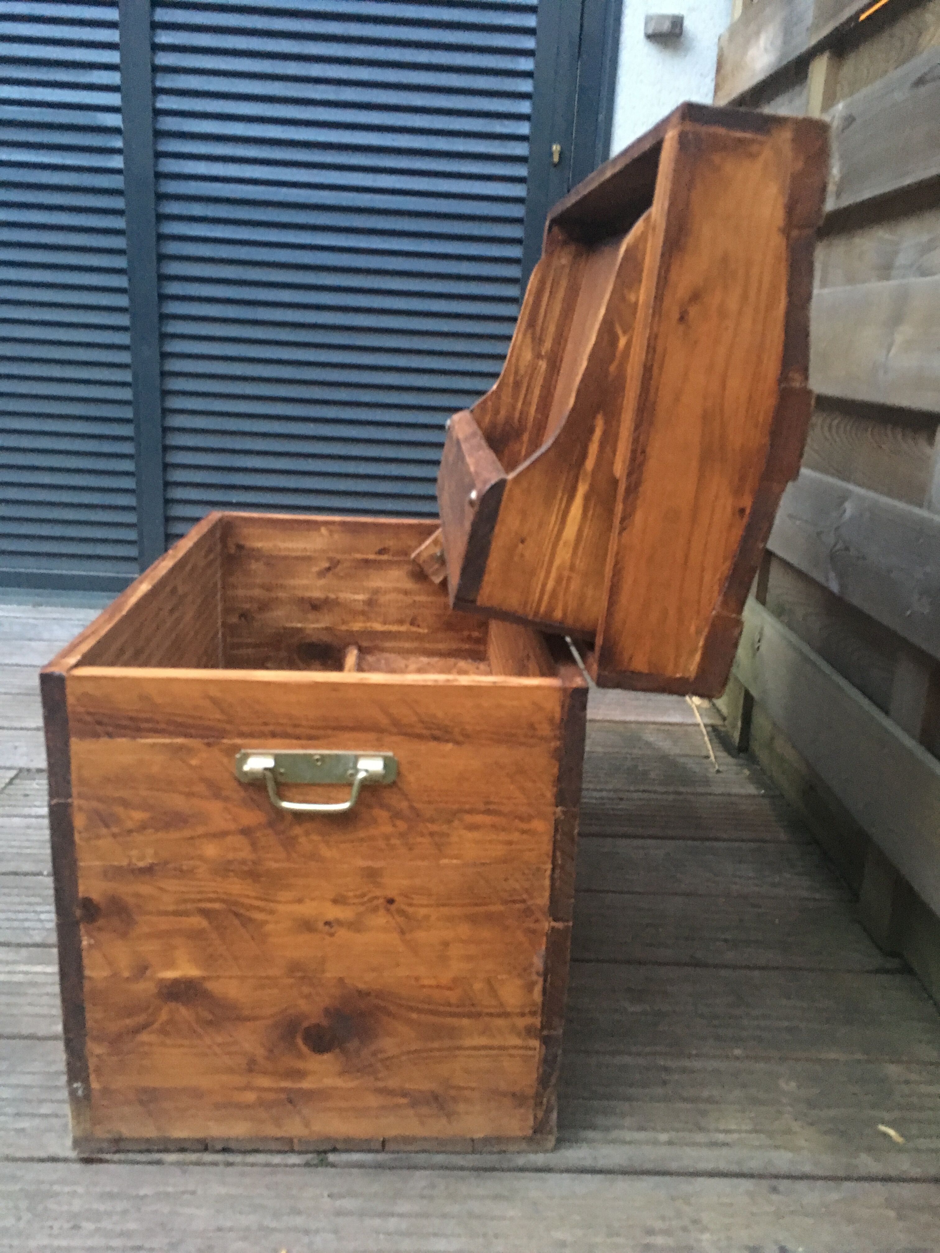 Coffre malle en bois