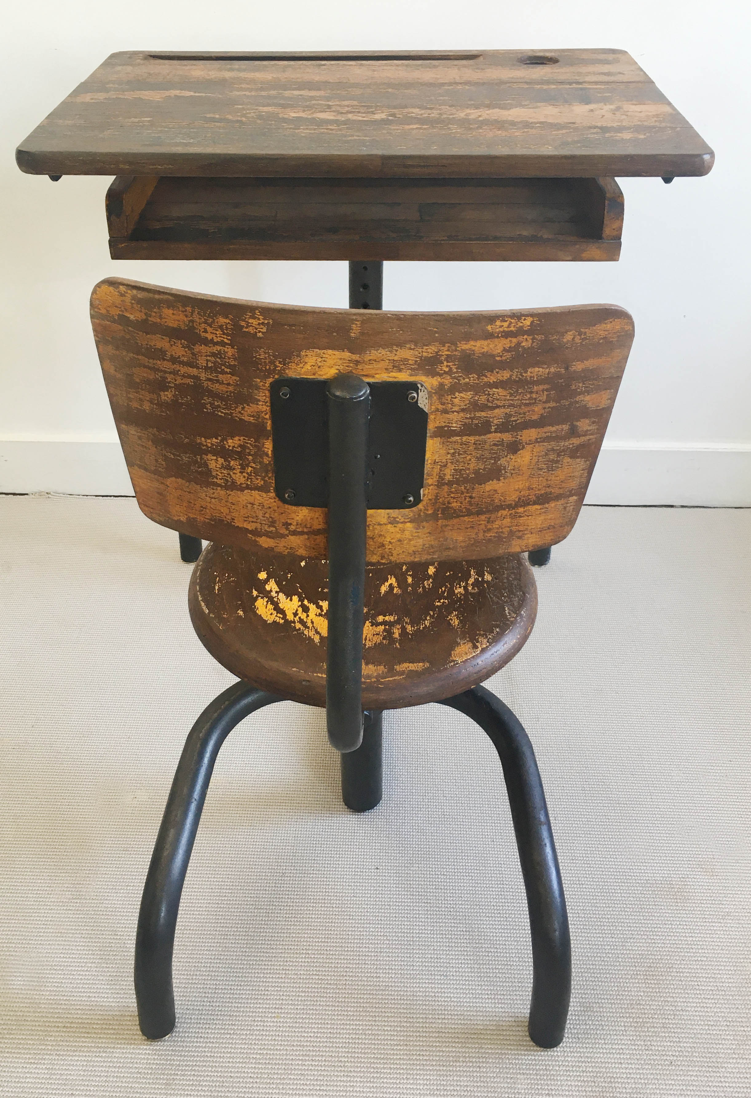 Schoolboy office Jacques Hitier