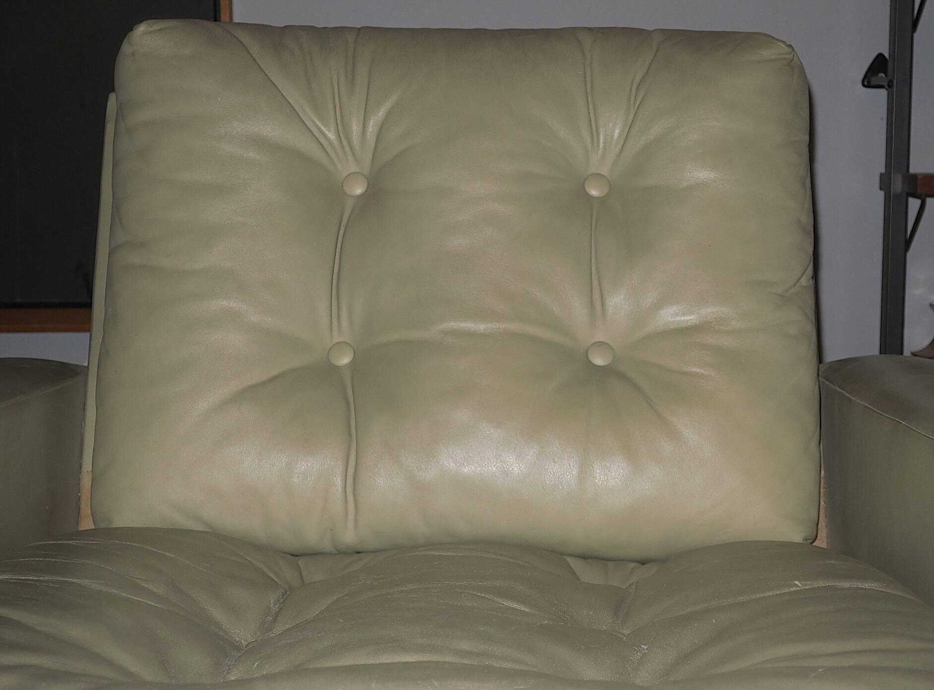 MId century pistachio green leather lounge chair after Florence Knoll, 1950s